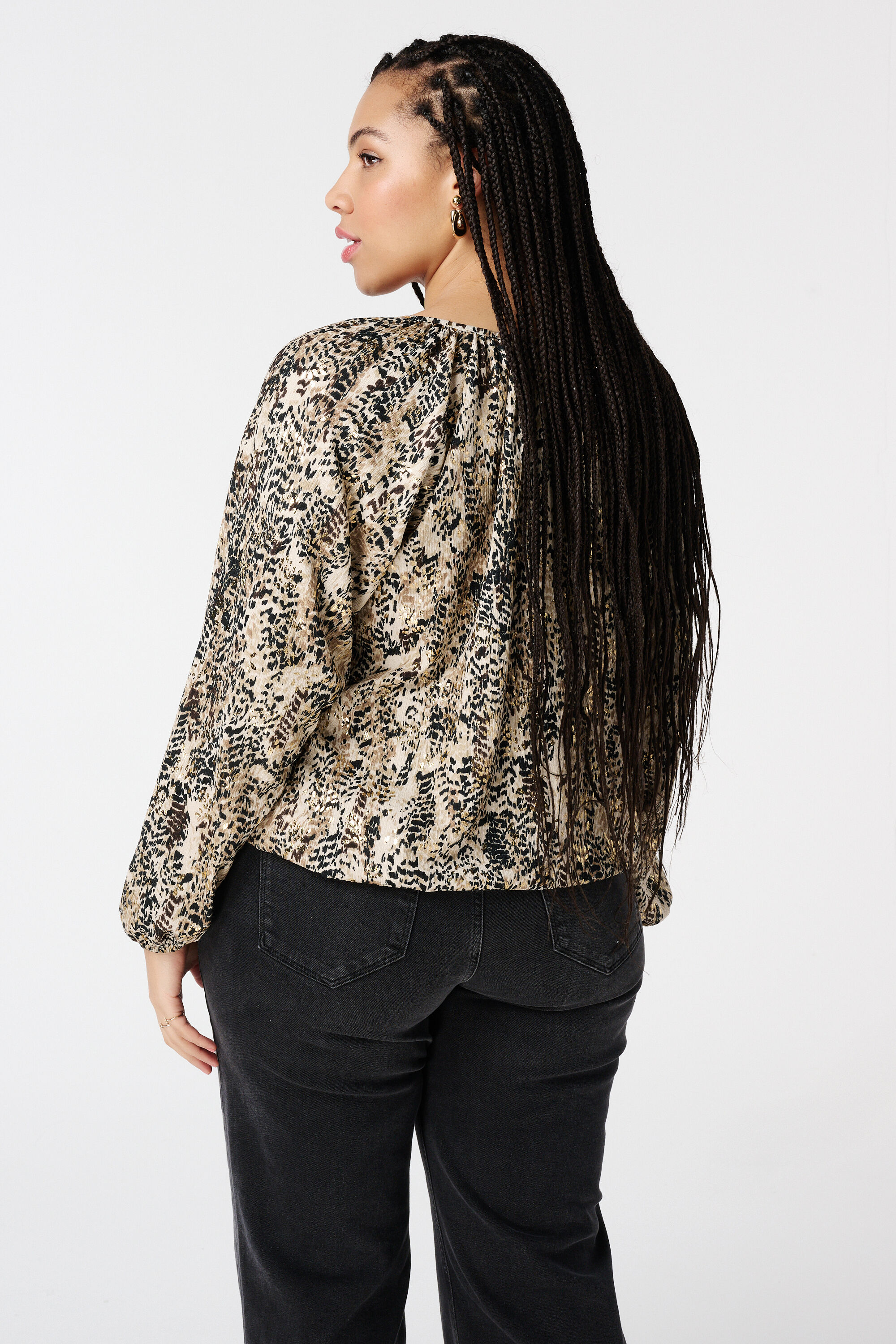 Top avec d&eacute;tails m&eacute;talliques image number 3