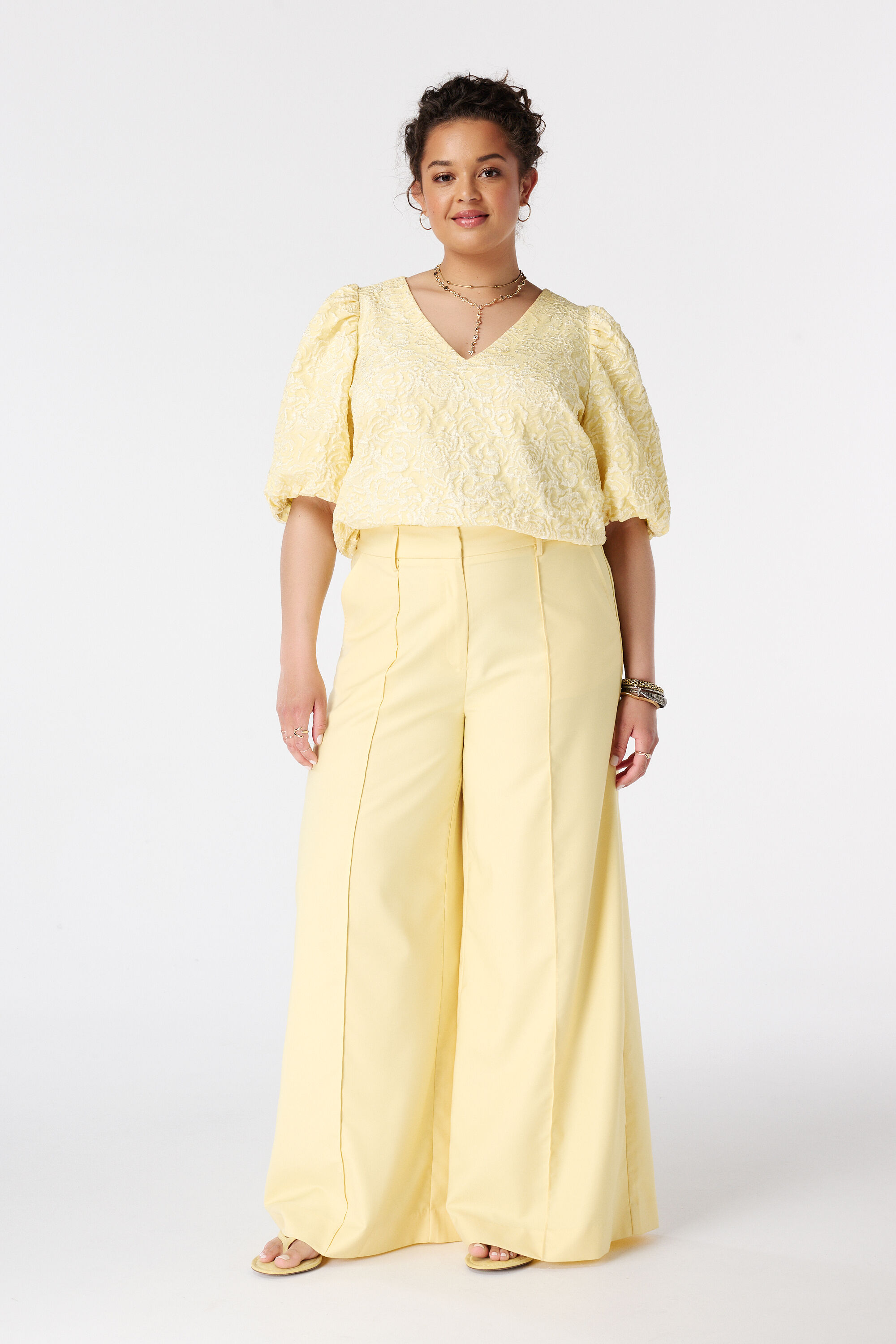Pantalon wide leg avec coutures d&eacute;coratives