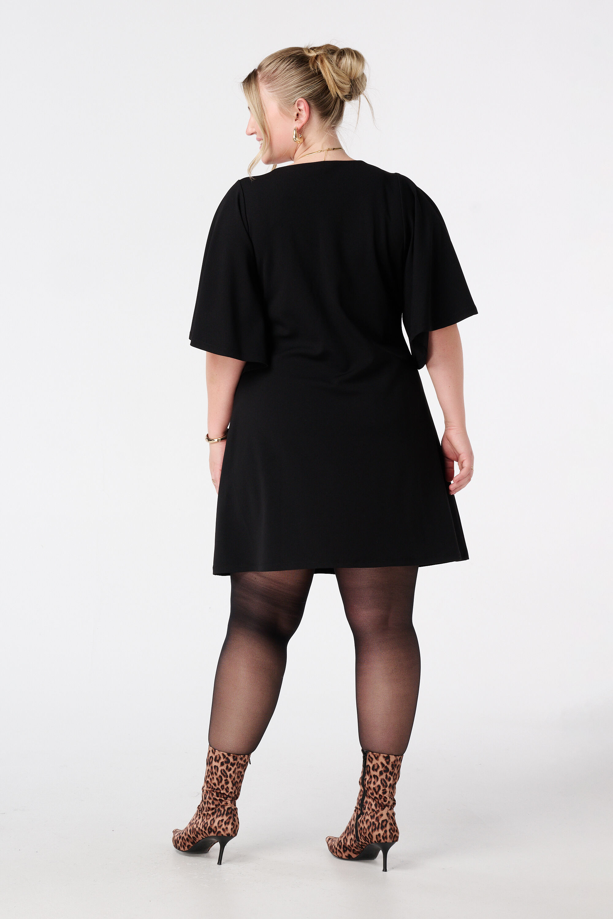 Robe &agrave; manches papillon image number 3