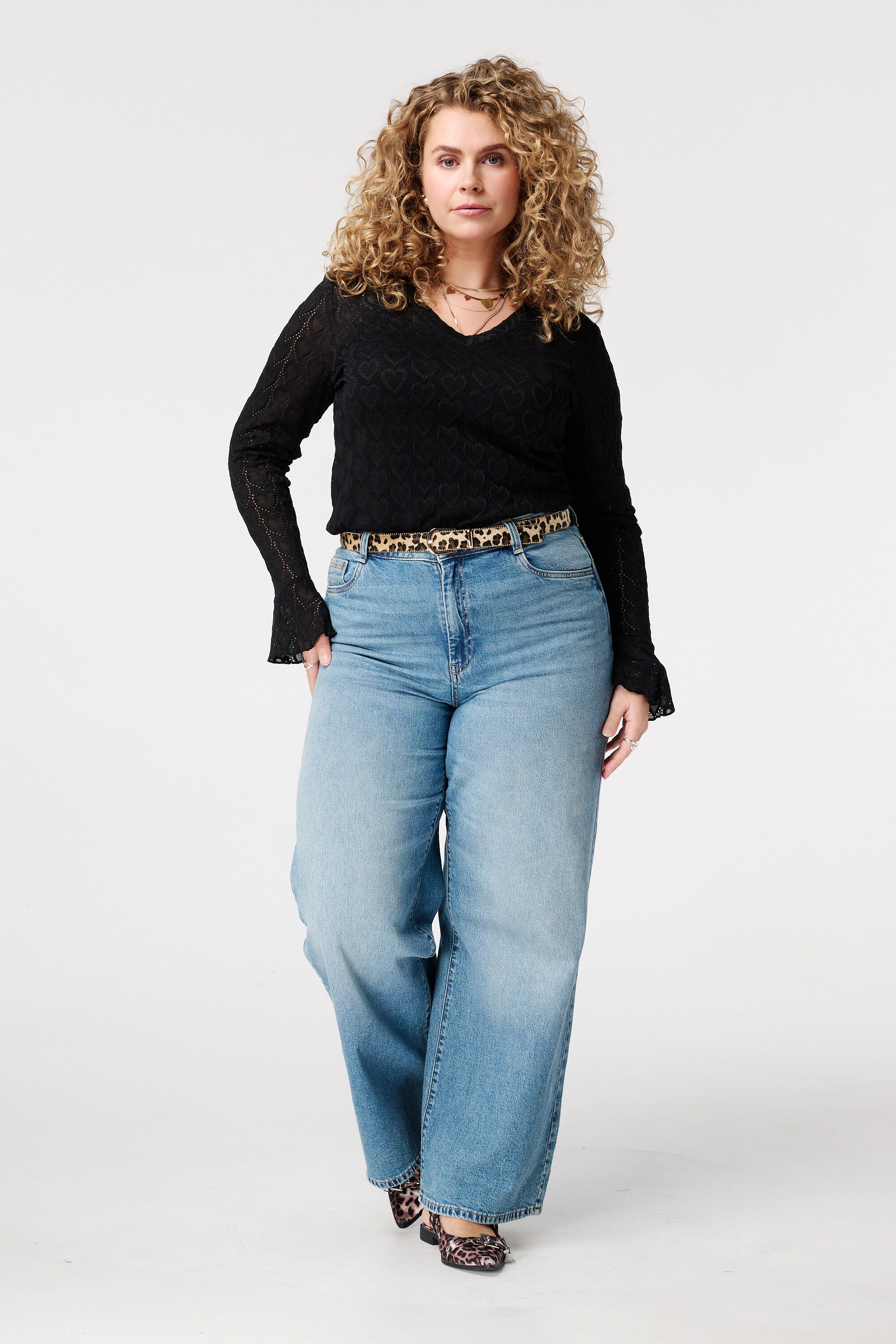 Top &agrave; manches trompettes image number 5