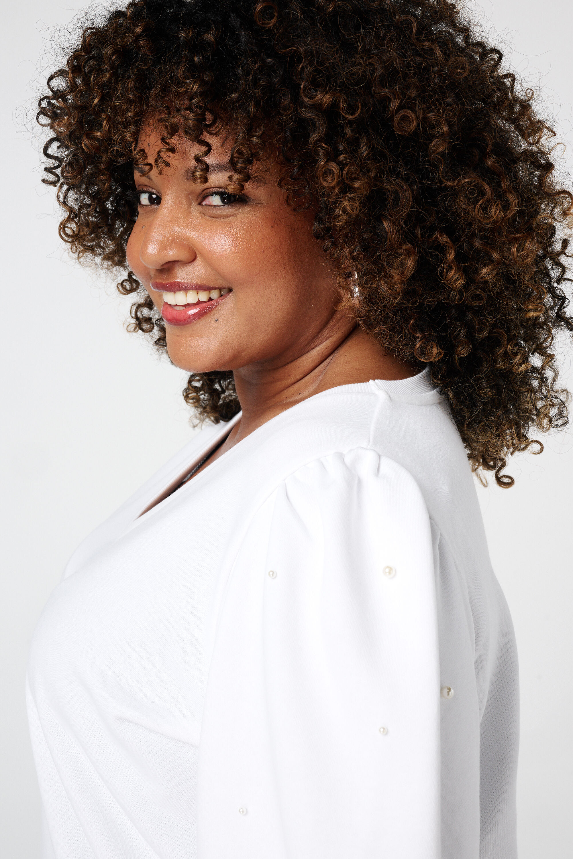 Haut &agrave; perles image number 4