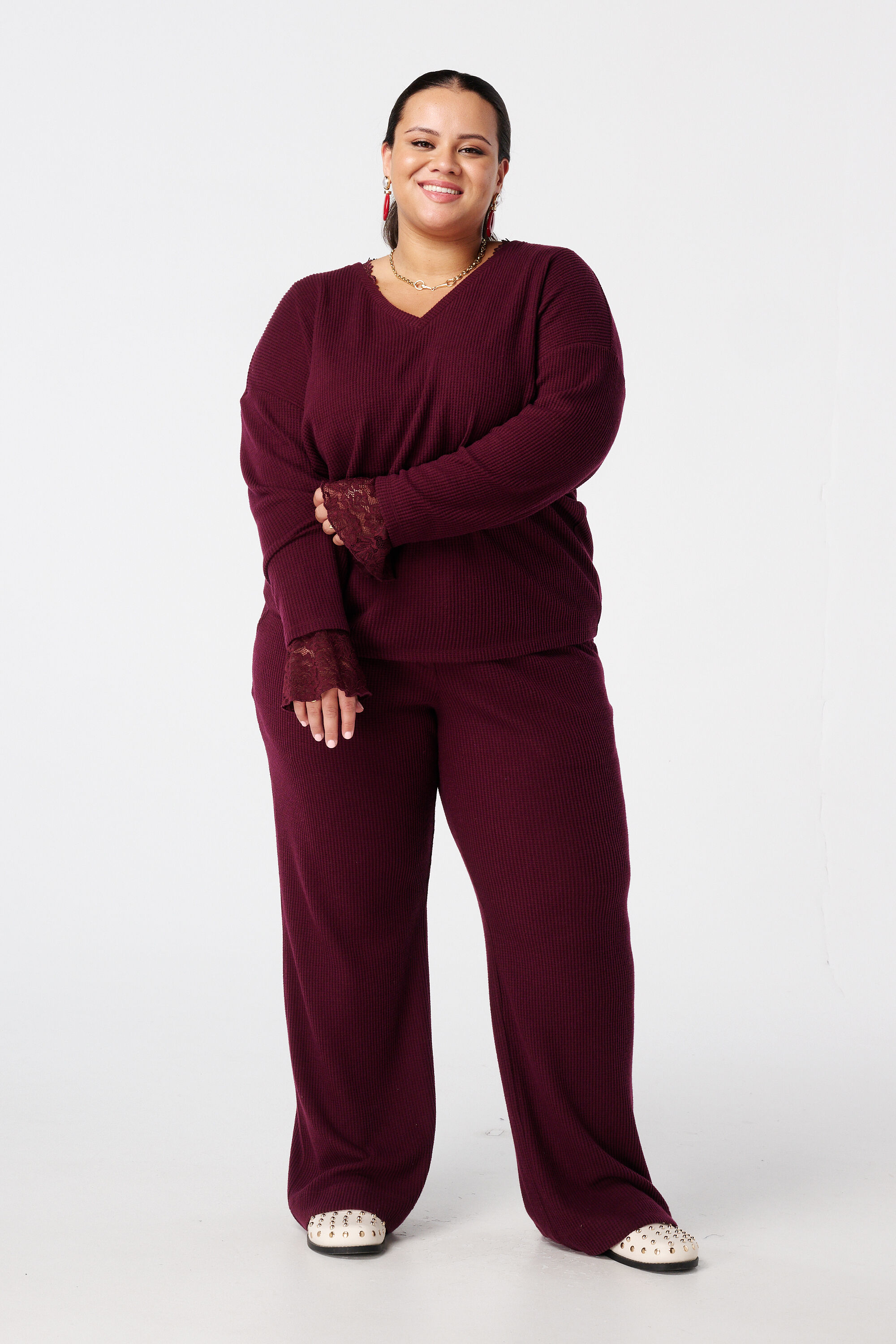 Pull finement tricot&eacute; image number 5