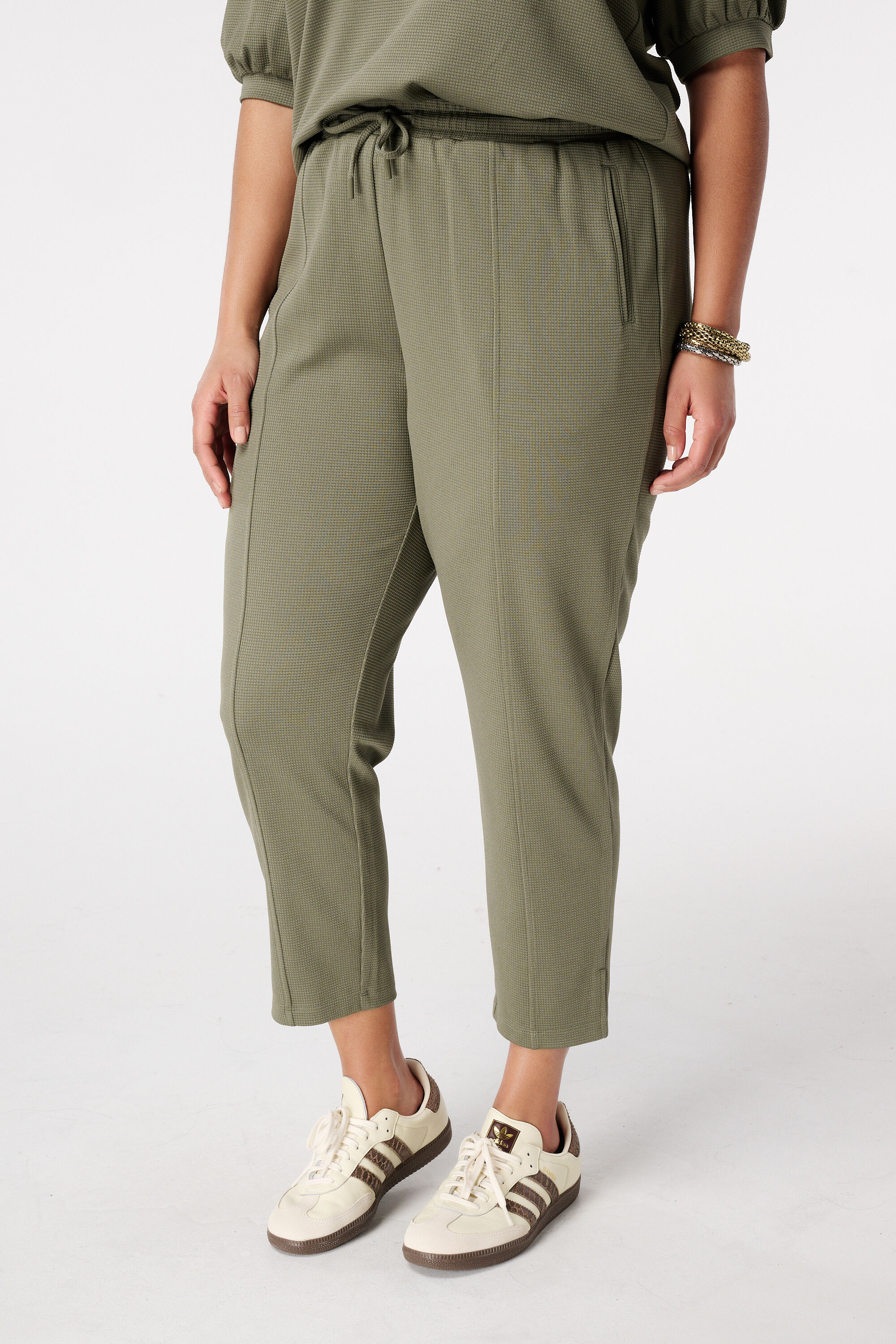 Pantalon avec cordon coulissant image number 5