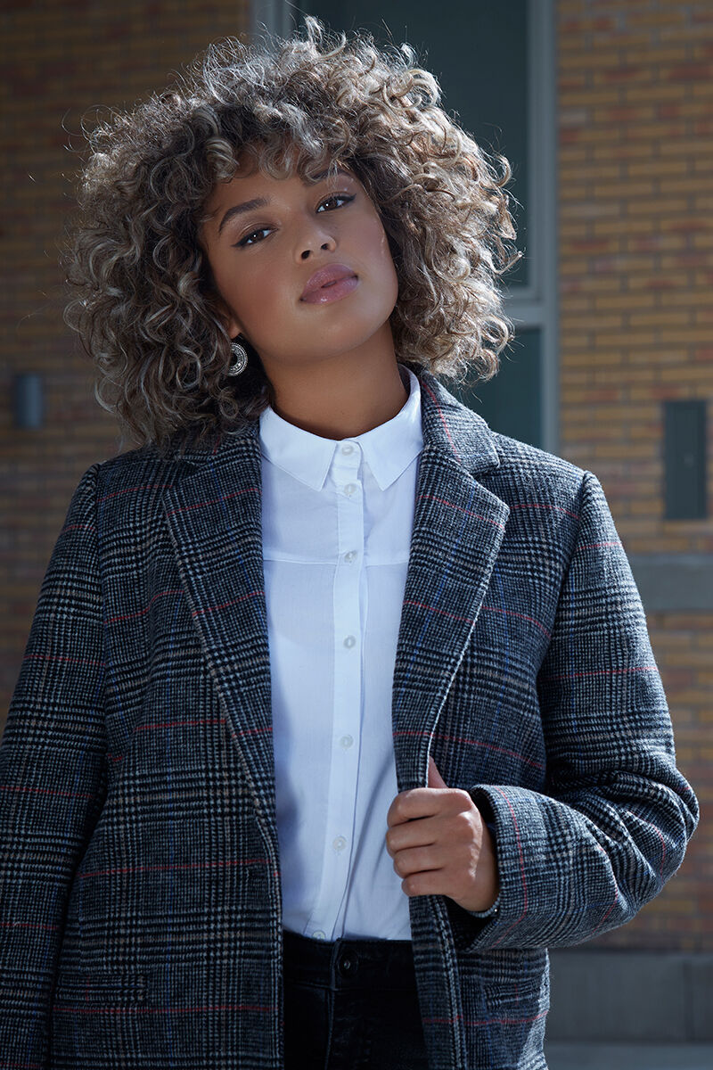 Manteaux en laine &agrave; carreaux  image number 4