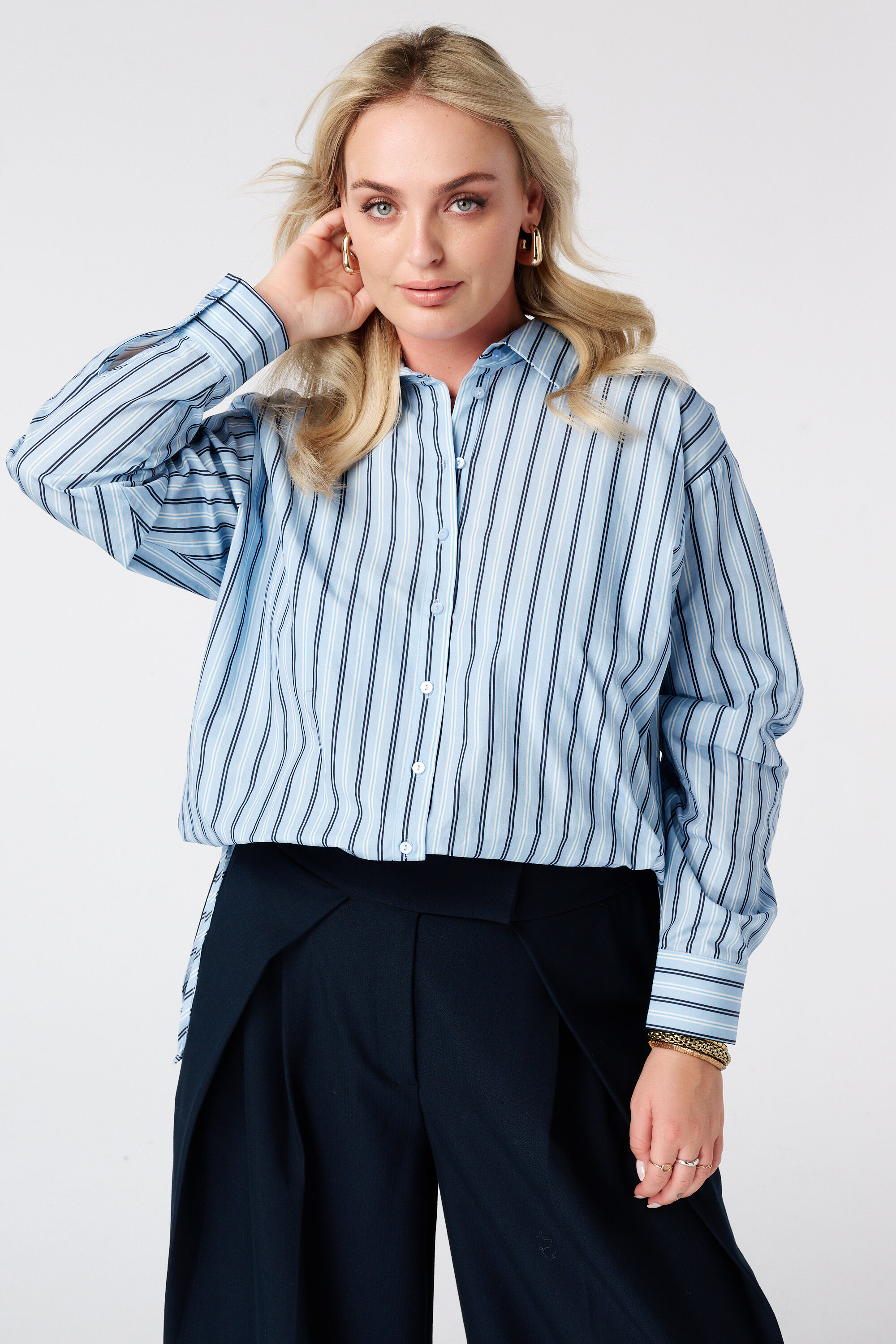 Blouse ray&eacute;e coupe ballon