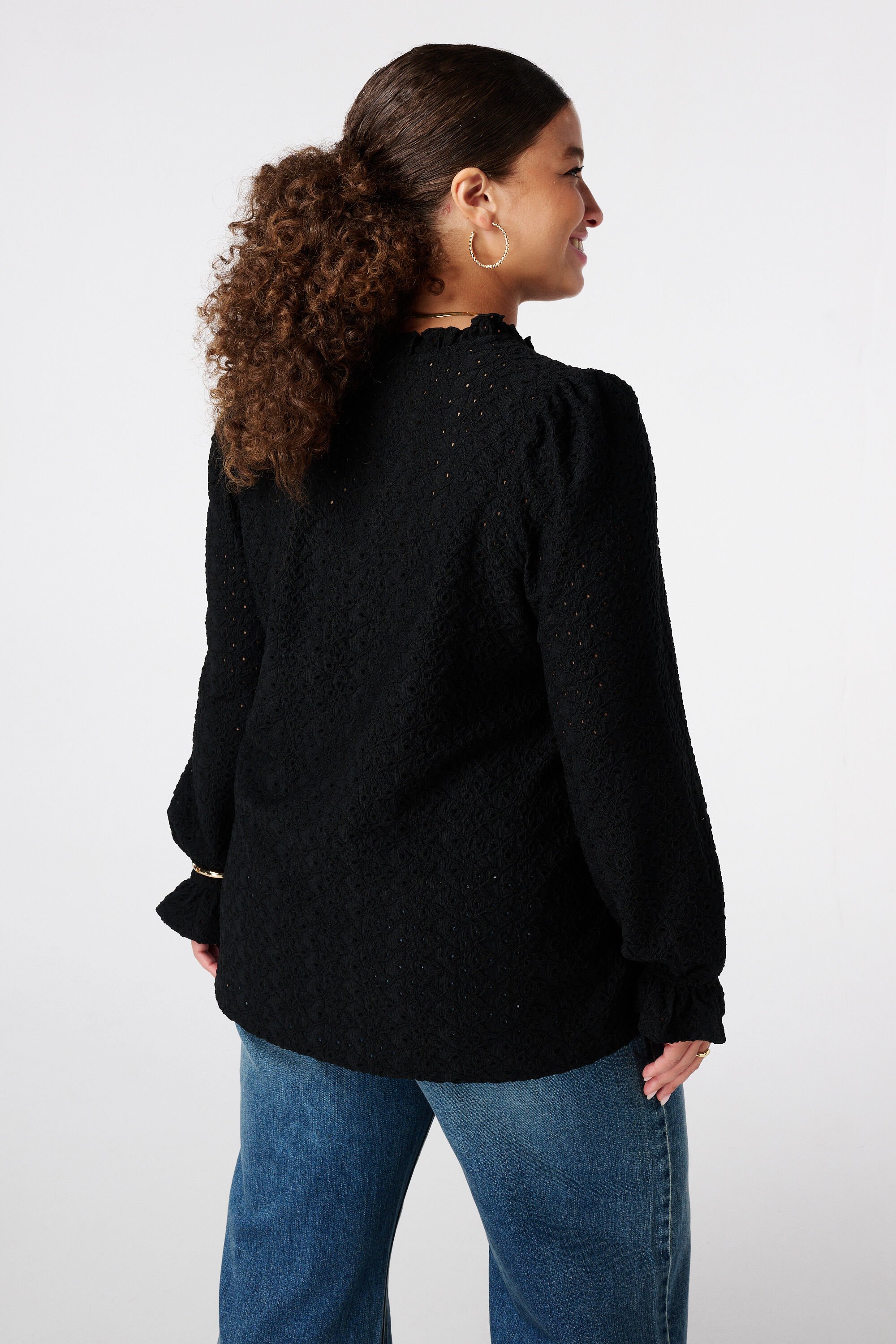 Haut avec broderie image number 3