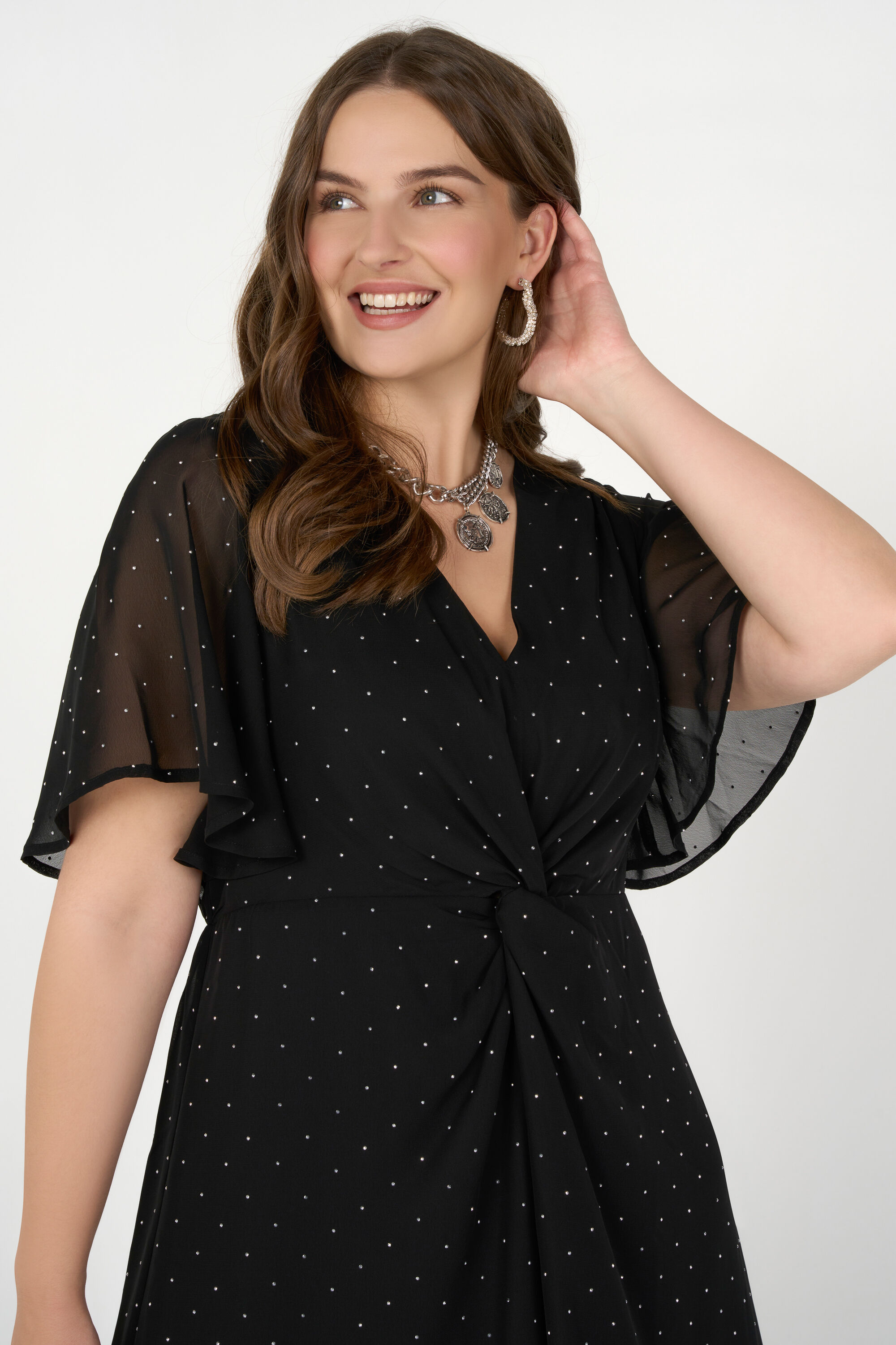 Robe longue avec d&eacute;tail en argent image number 5