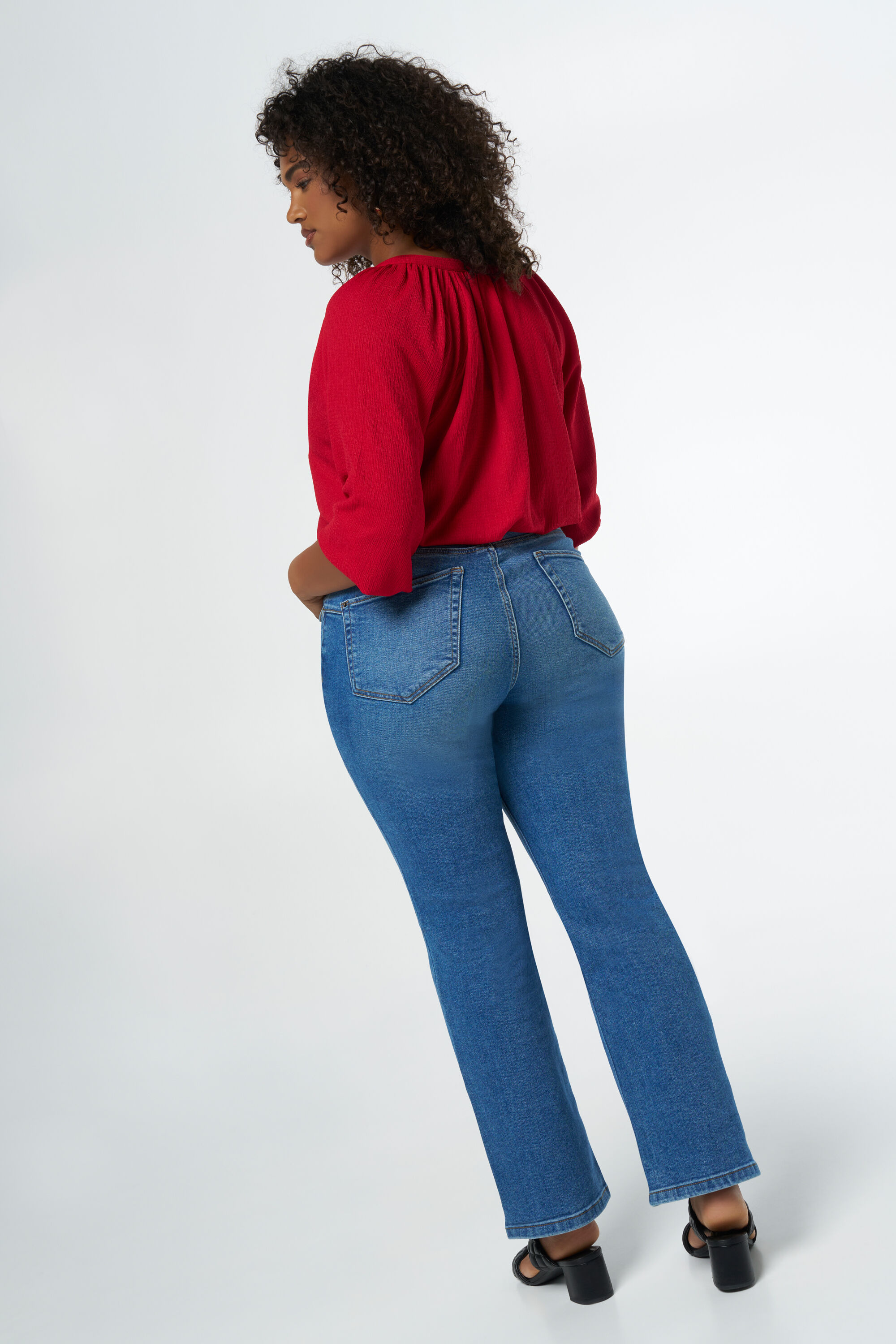Femmes Jean a jambe droite Stonewash Denim MS Mode
