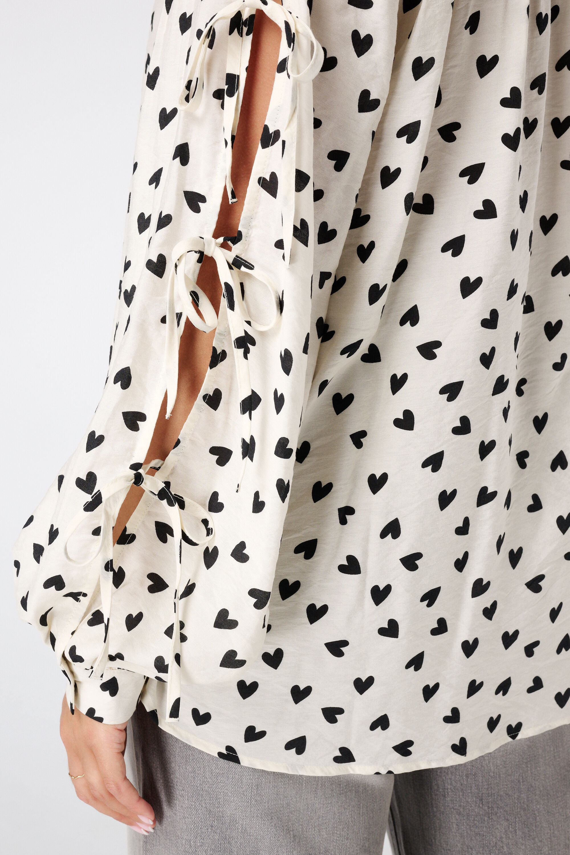 Chemisier avec n&oelig;ud fantaisie image number 6