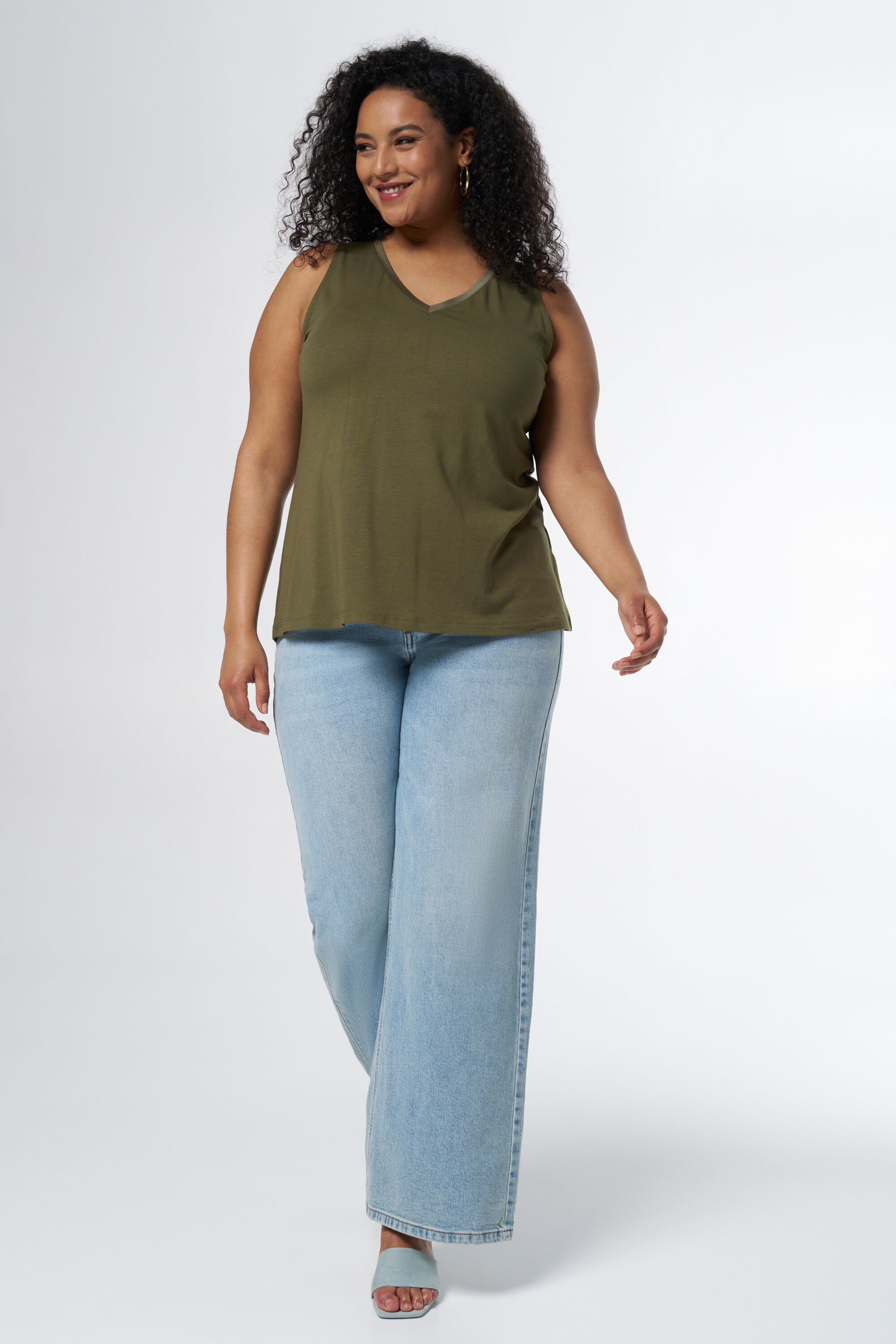 Haut sans manches avec col en V image number 0
