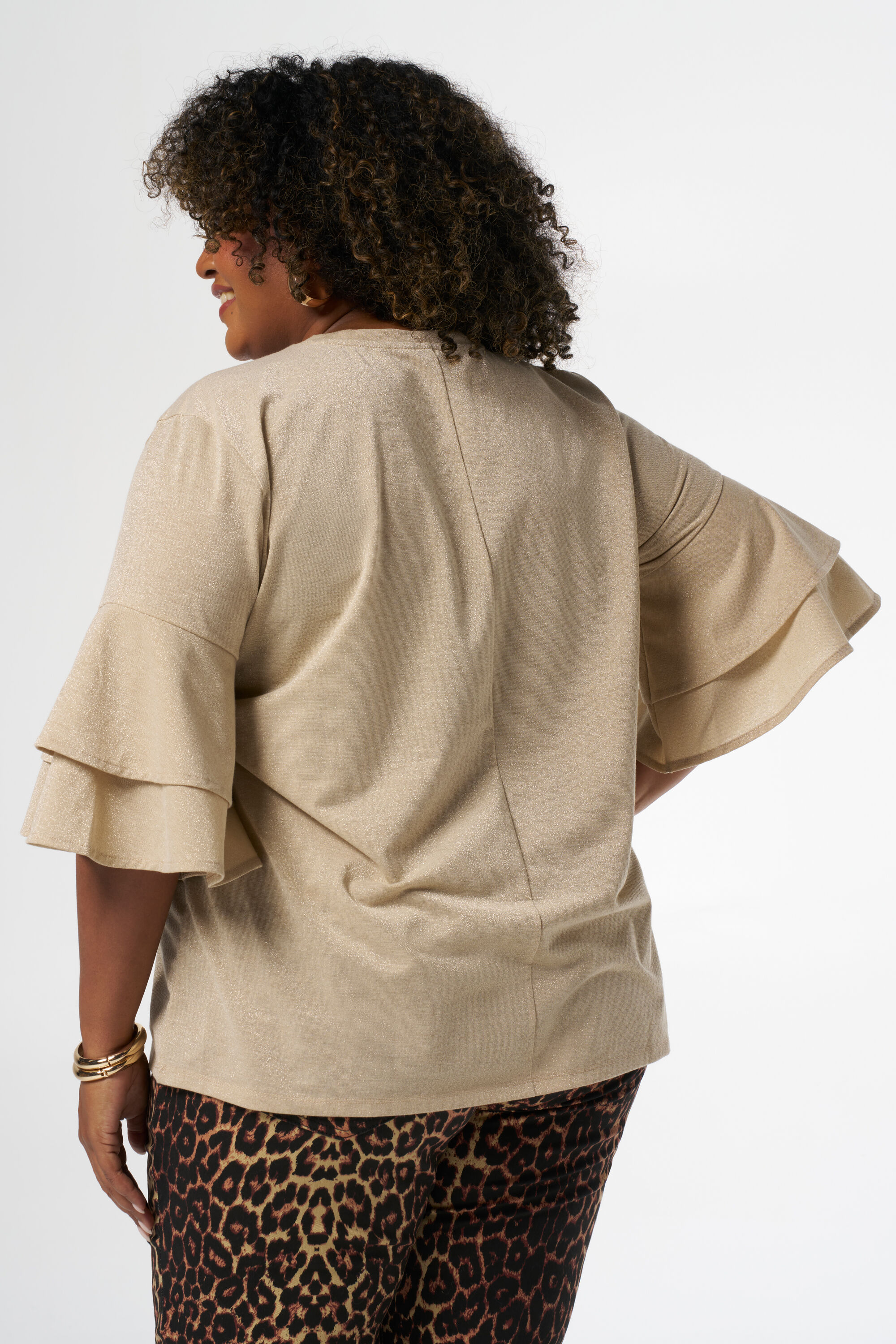 Top &agrave; manches volant&eacute;es image number 3