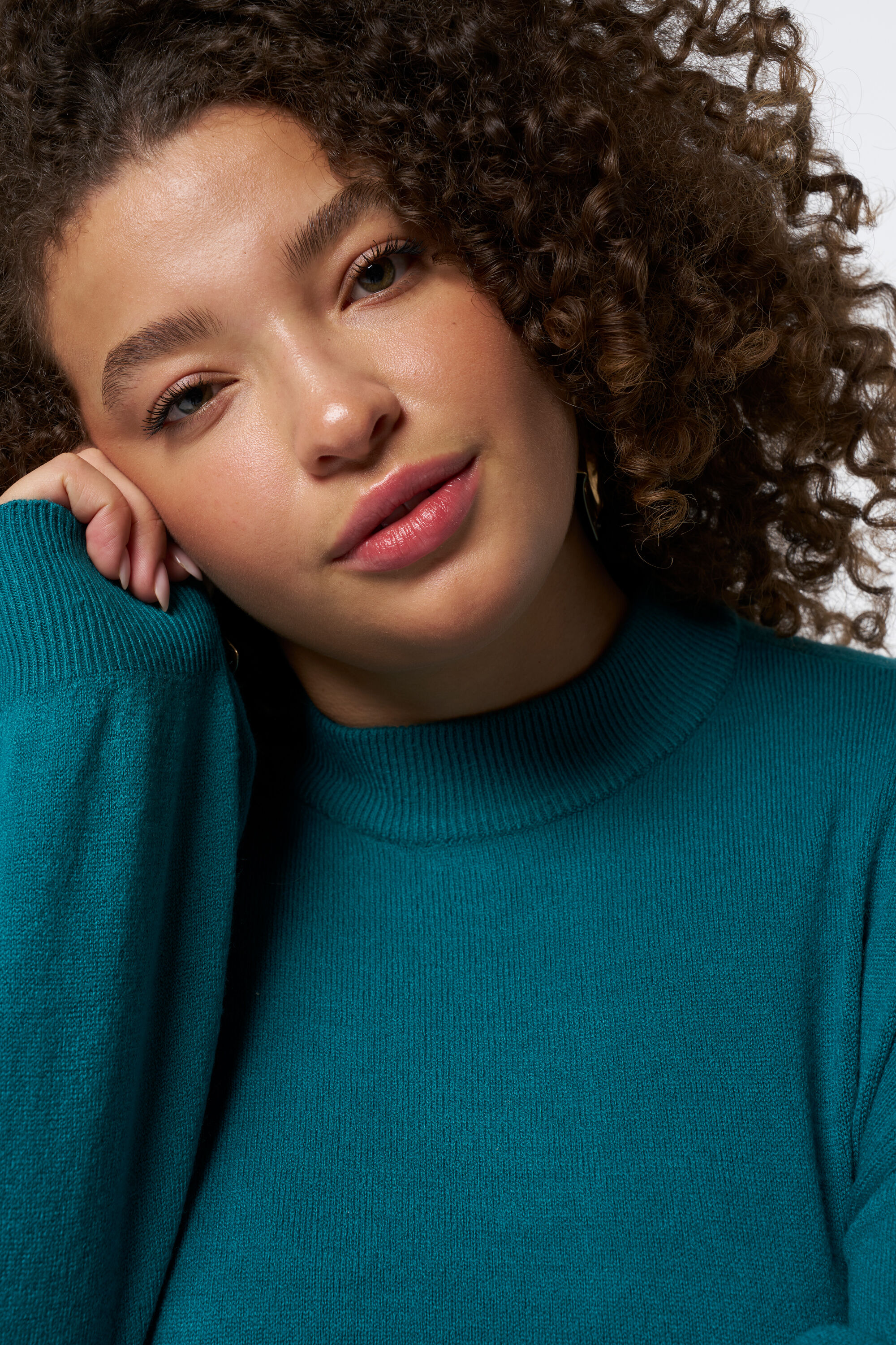 Pull &agrave; mailles fines image number 4