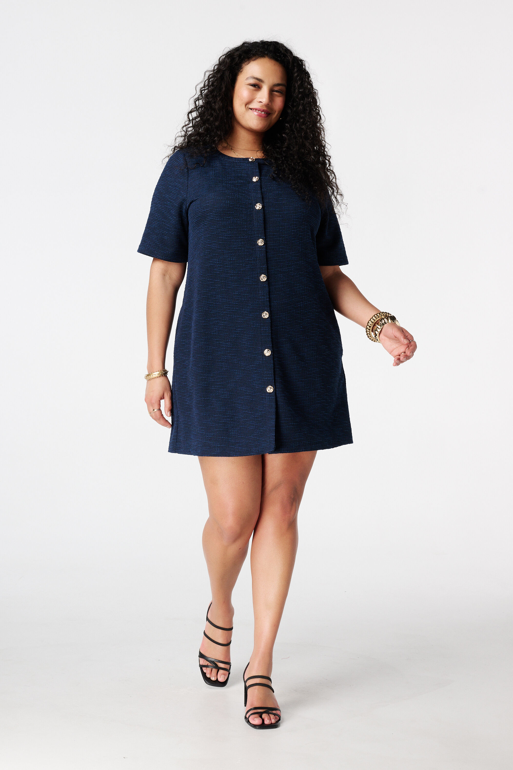 Robe en boucl&eacute;