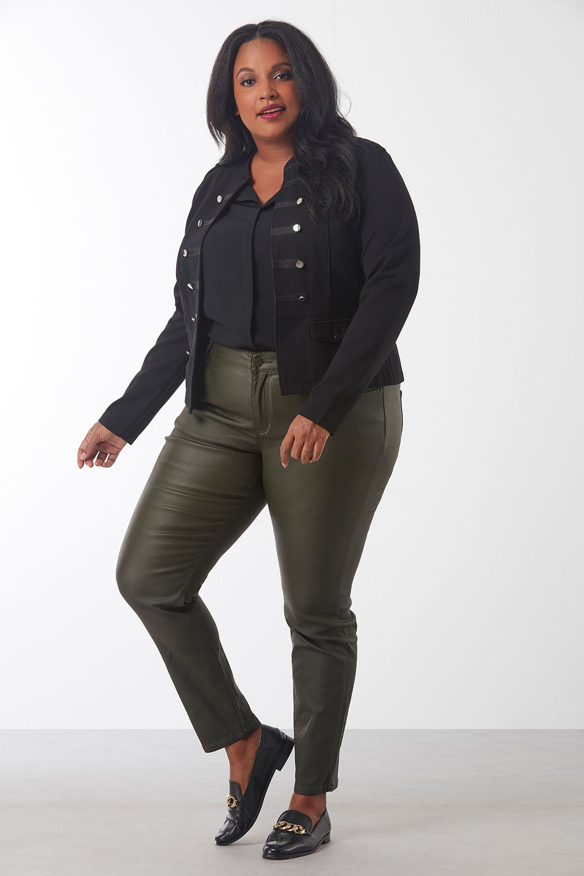 Pantalon slim enduit image number 4