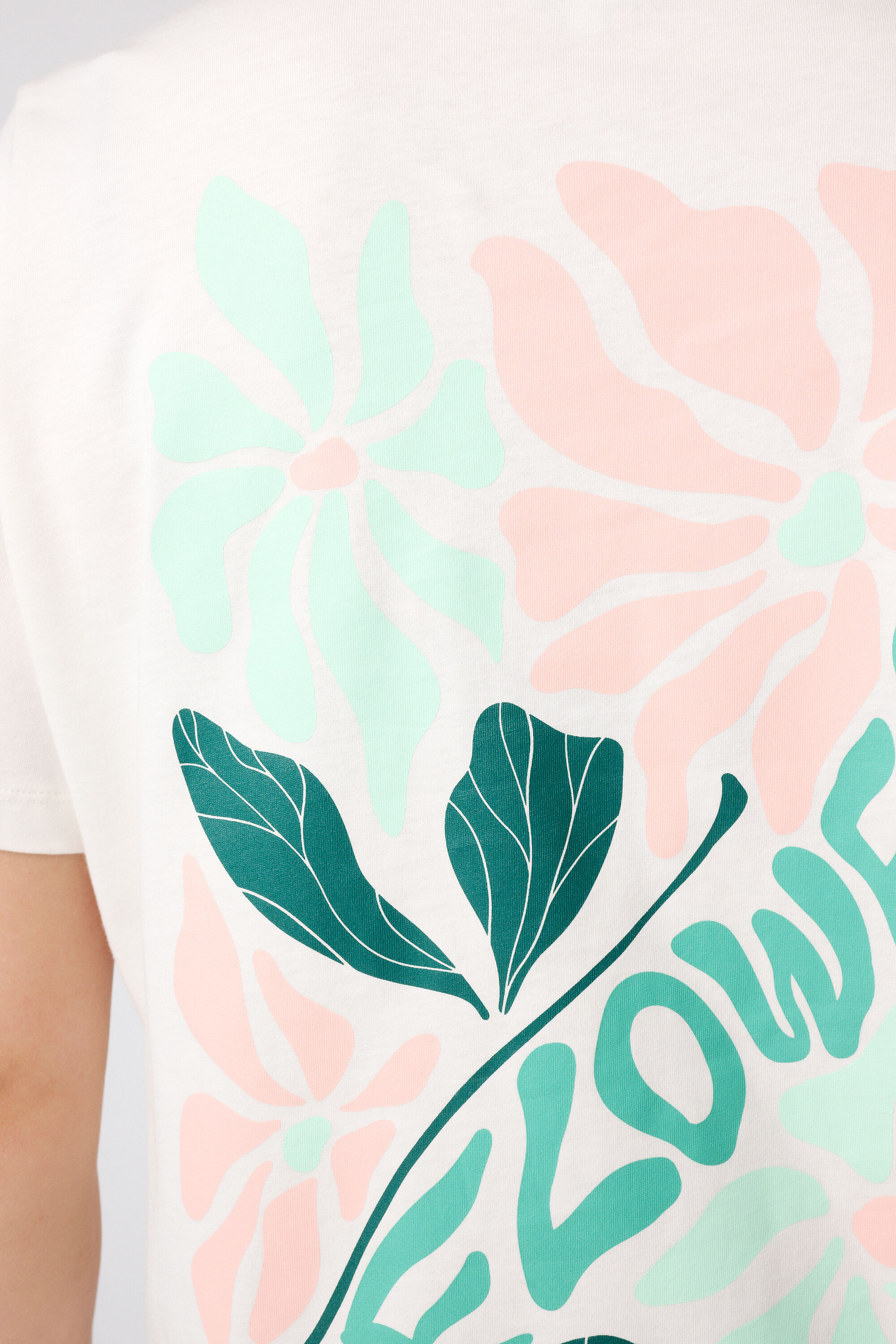 T-shirt &agrave; imprim&eacute; fleuri image number 6