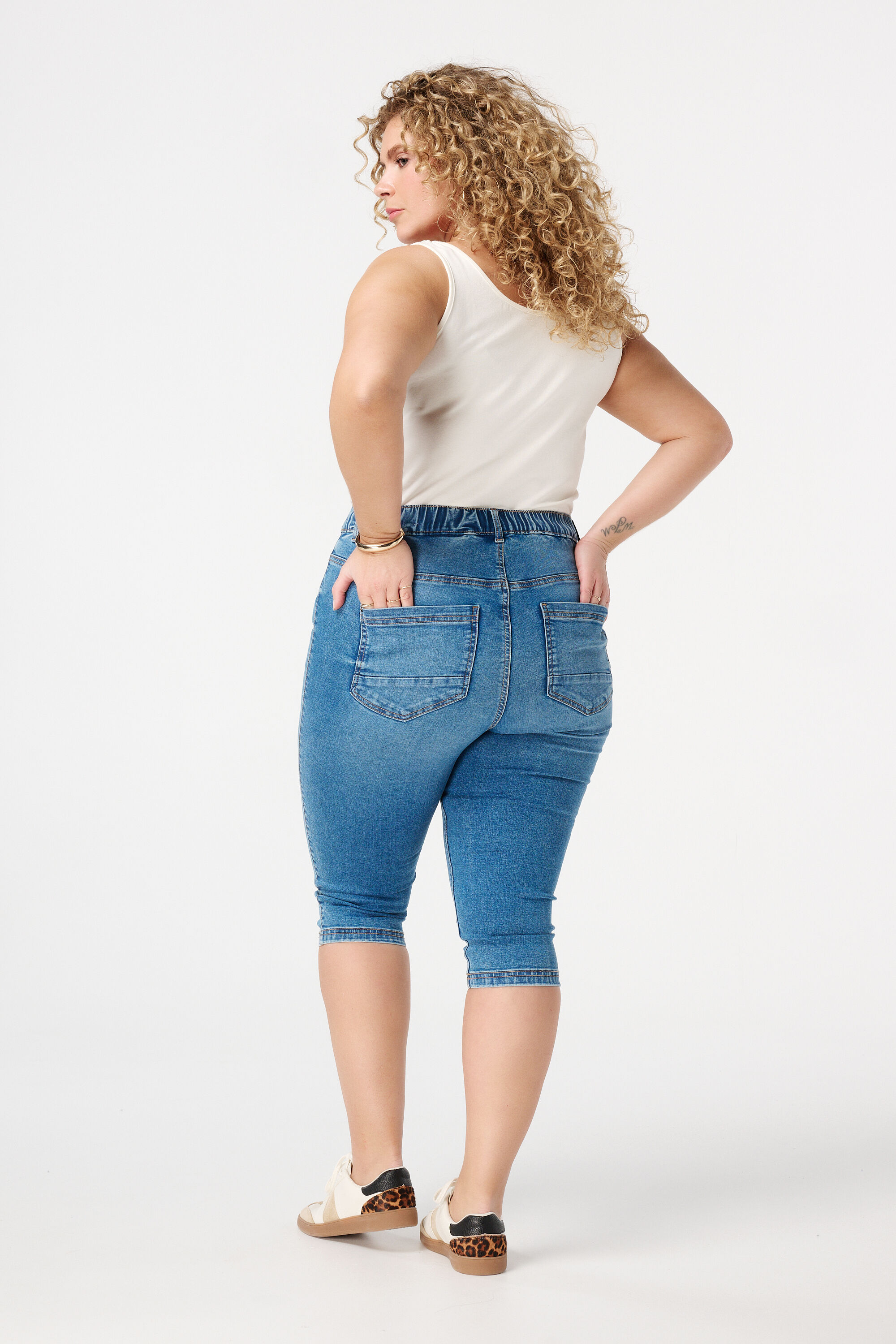 Tregging 3/4 image number 3