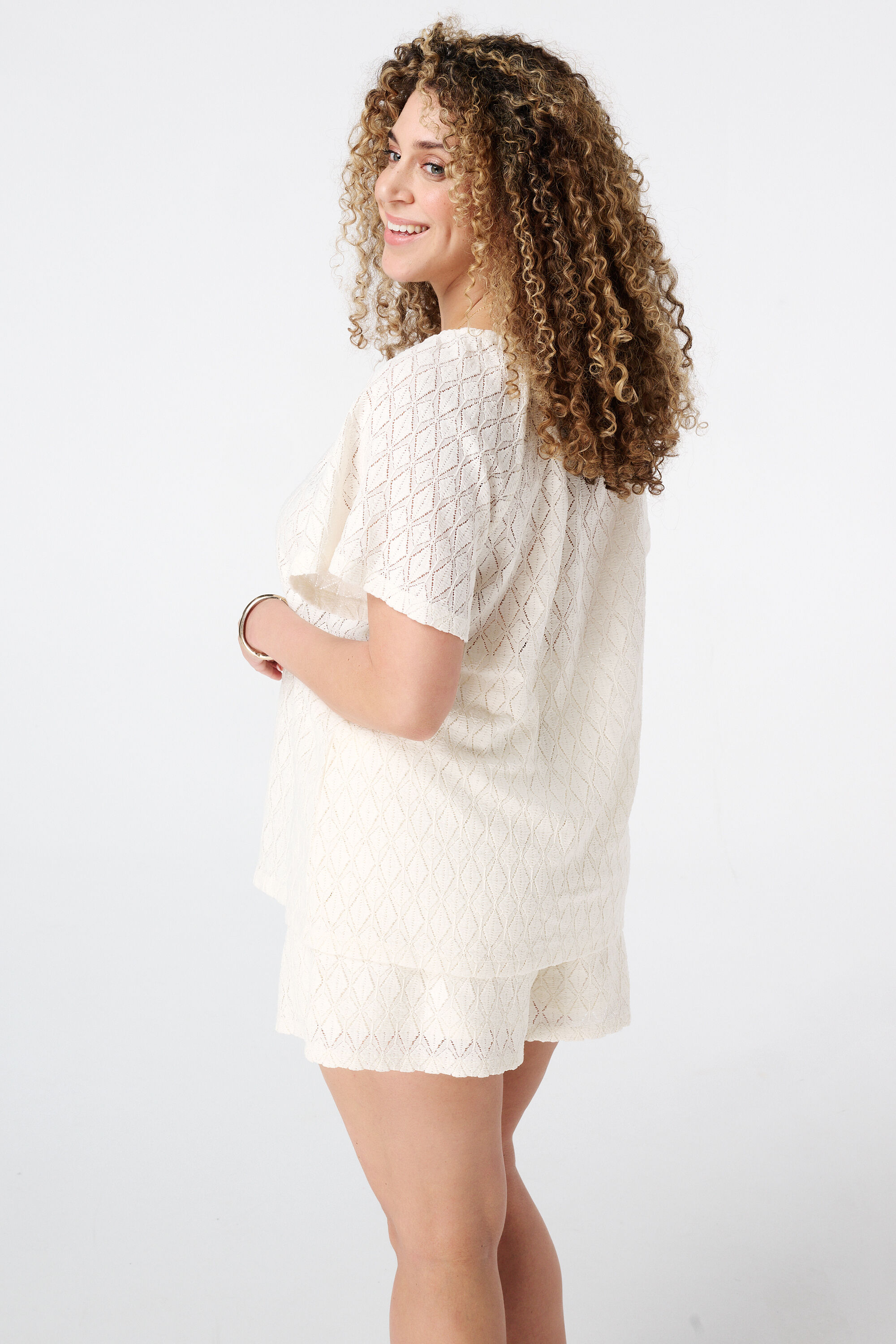 Haut brod&eacute; avec cordons image number 3