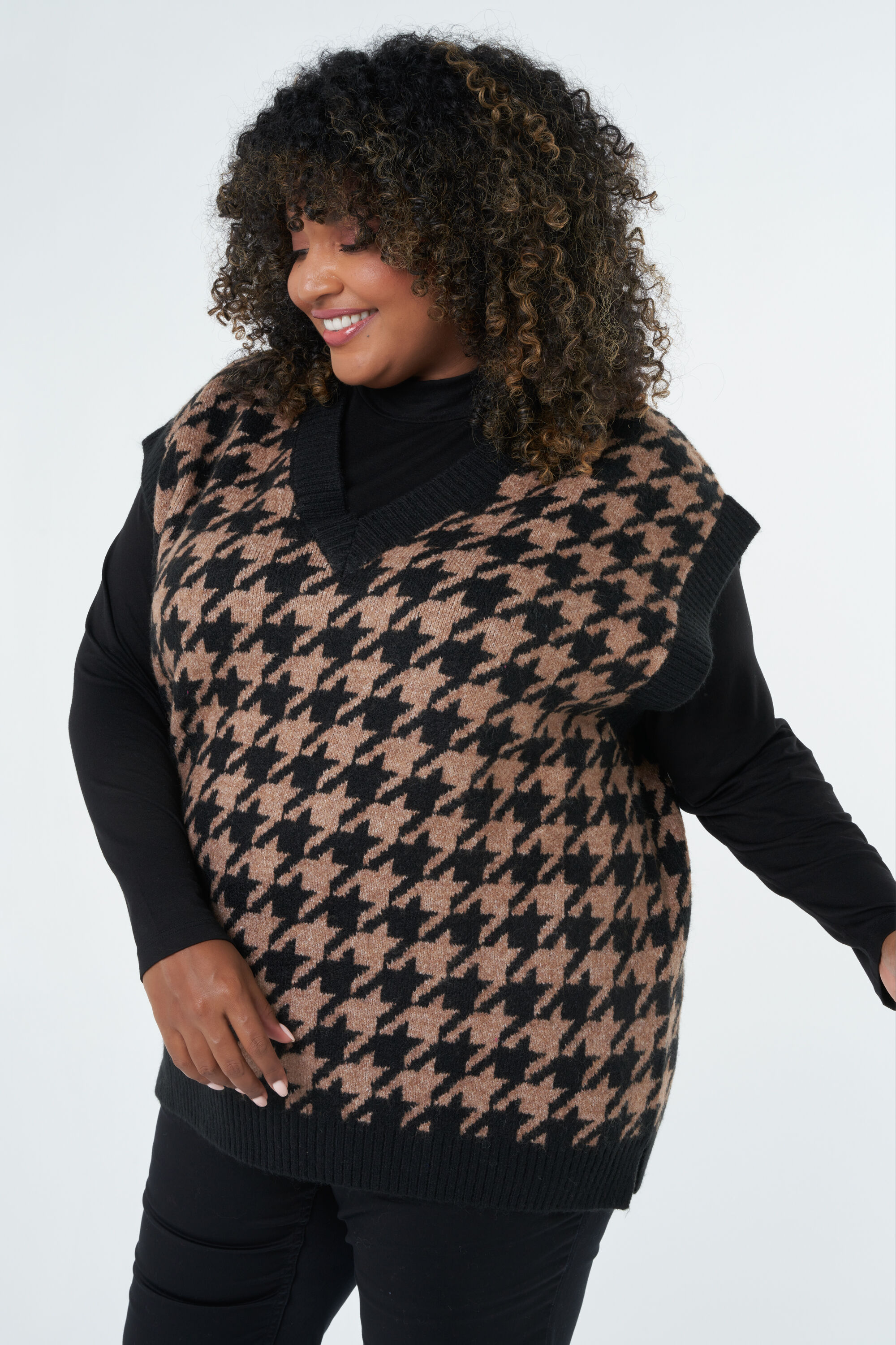 Spencer en maille avec col en V image number 5