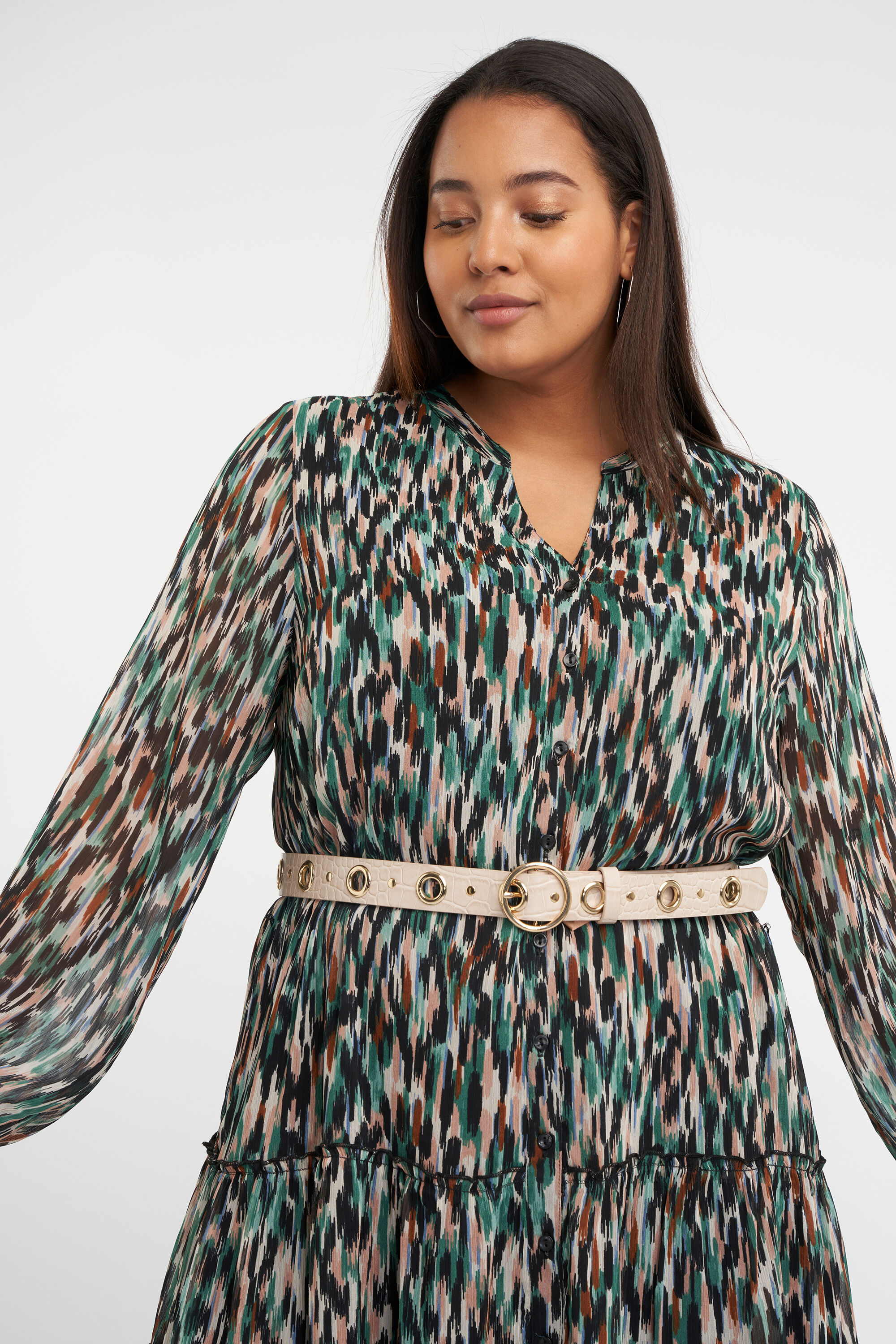 Ceinture avec motifs perfor&eacute;s image number 2