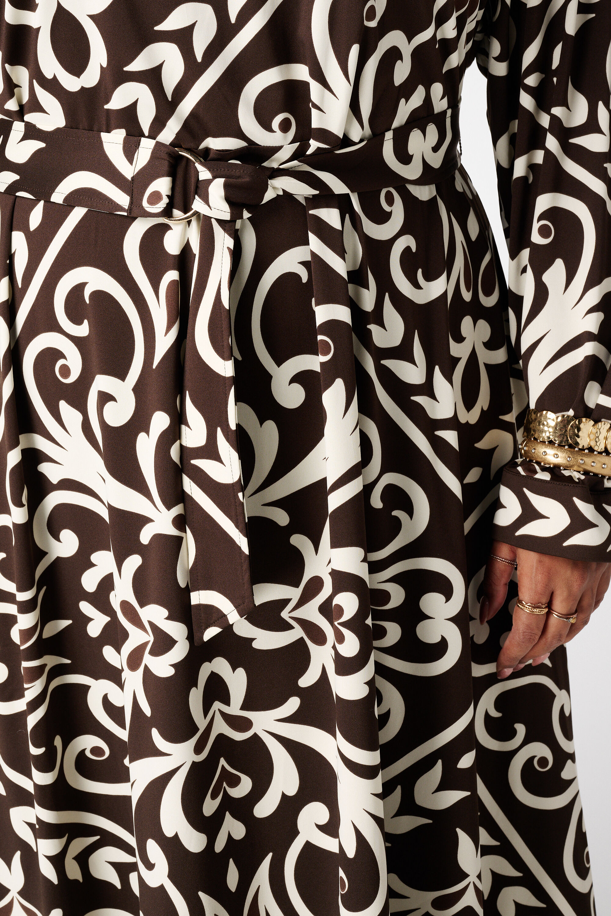 Robe &agrave; imprim&eacute; cachemire avec ceinture image number 6