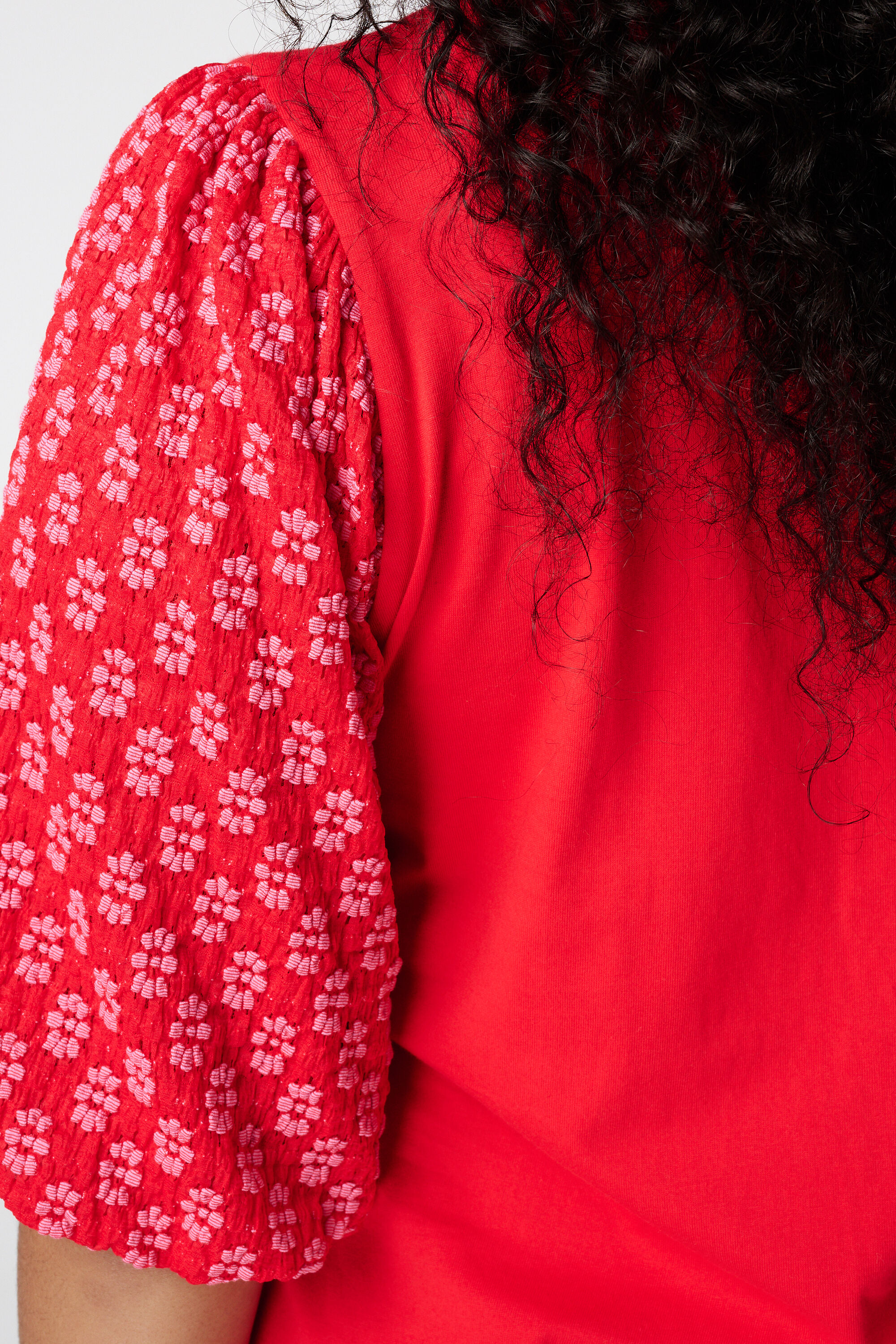 Top &agrave; manches bouffantes image number 6