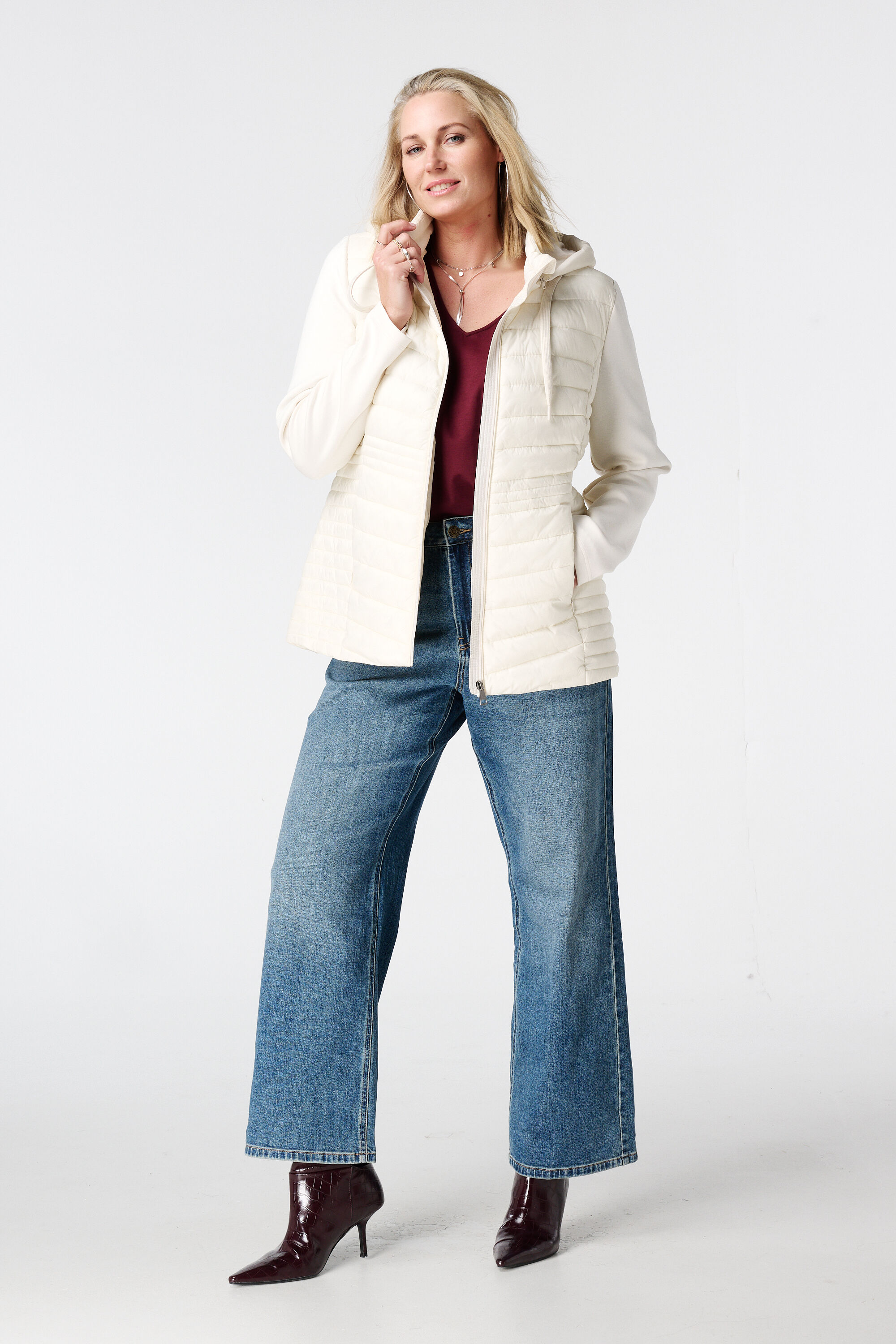 Veste matelass&eacute;e avec manches en tissu image number 5