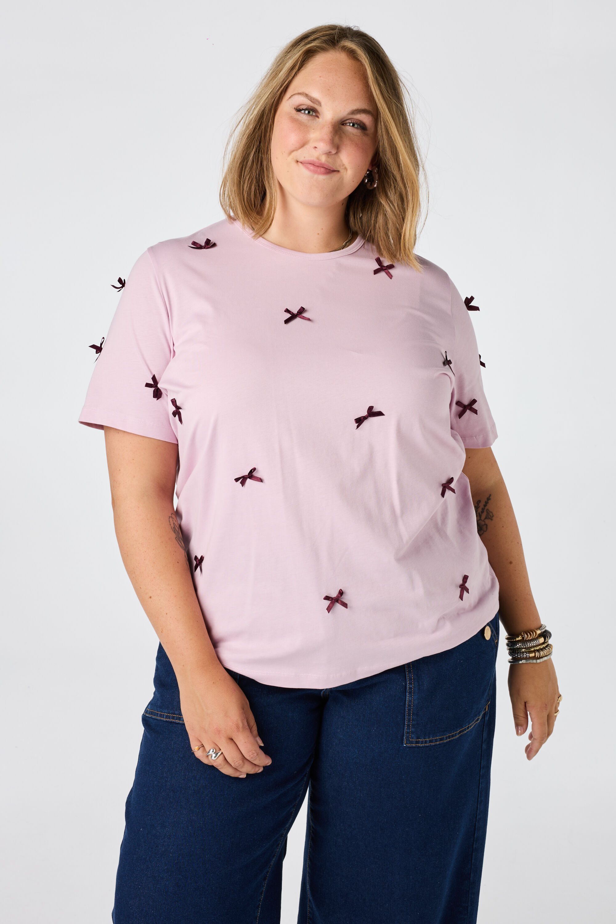 T shirt avec n&oelig;uds en satin