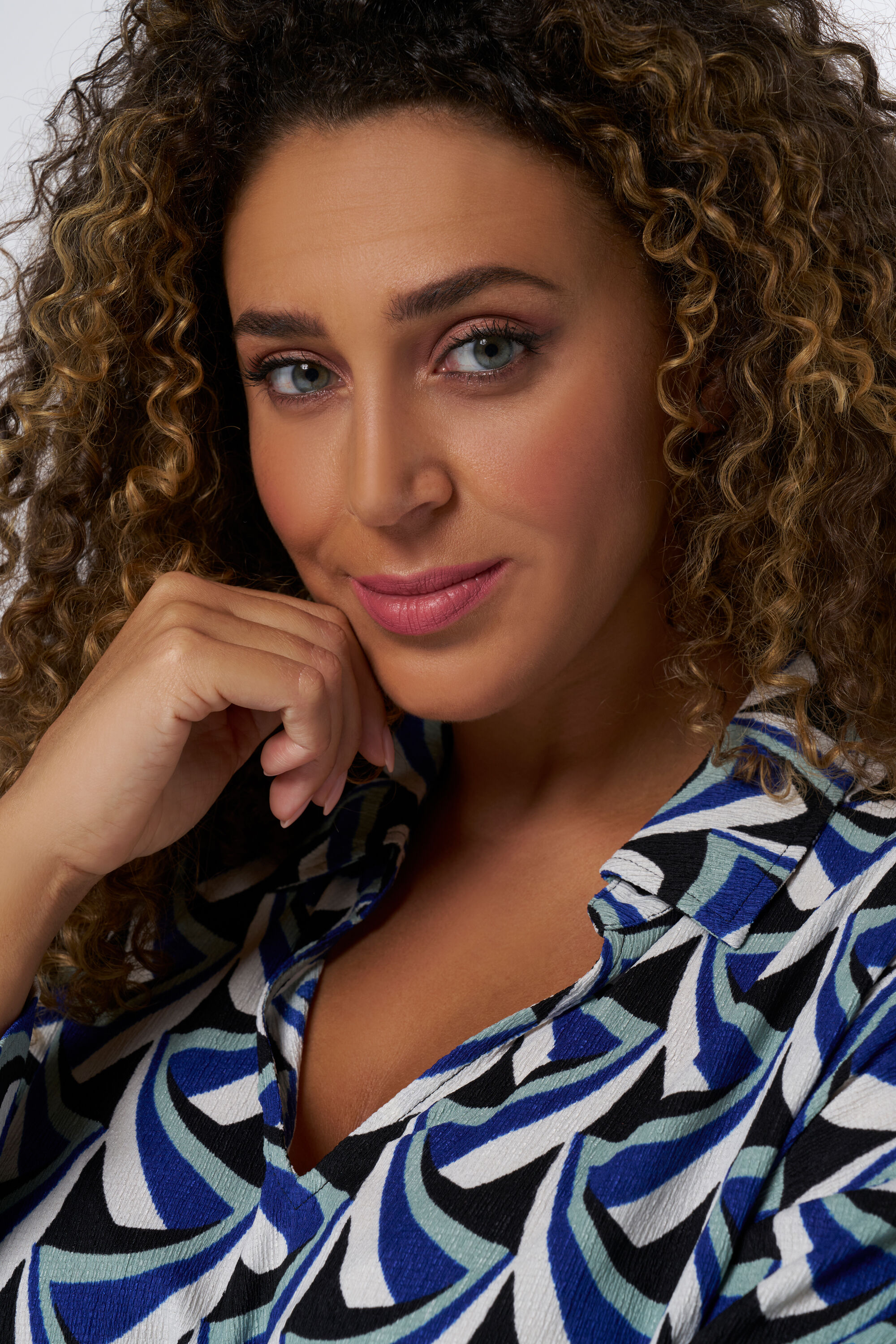 Top en tissu froiss&eacute; avec imprim&eacute; image number 4