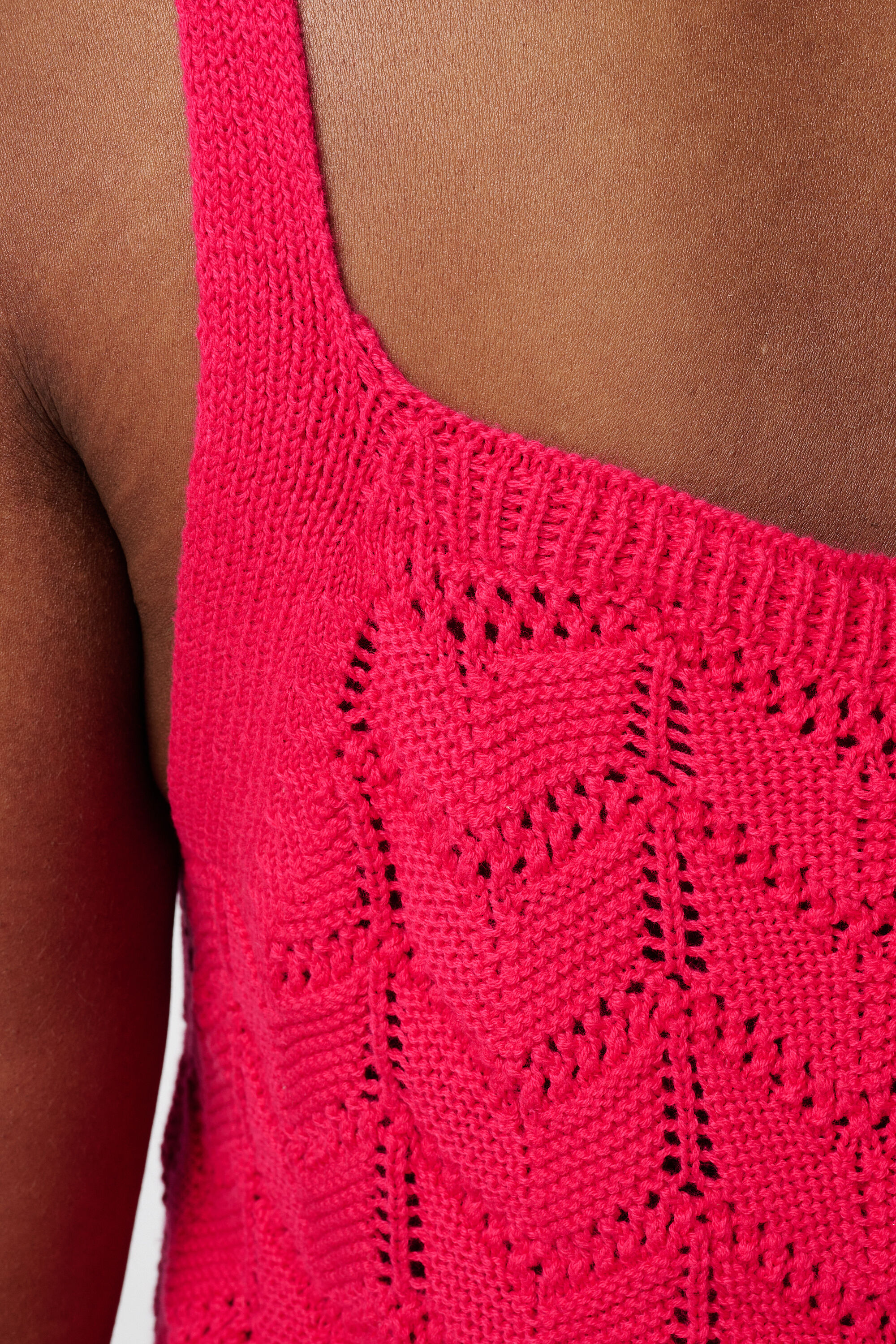 Top en crochet avec encolure en V image number 6