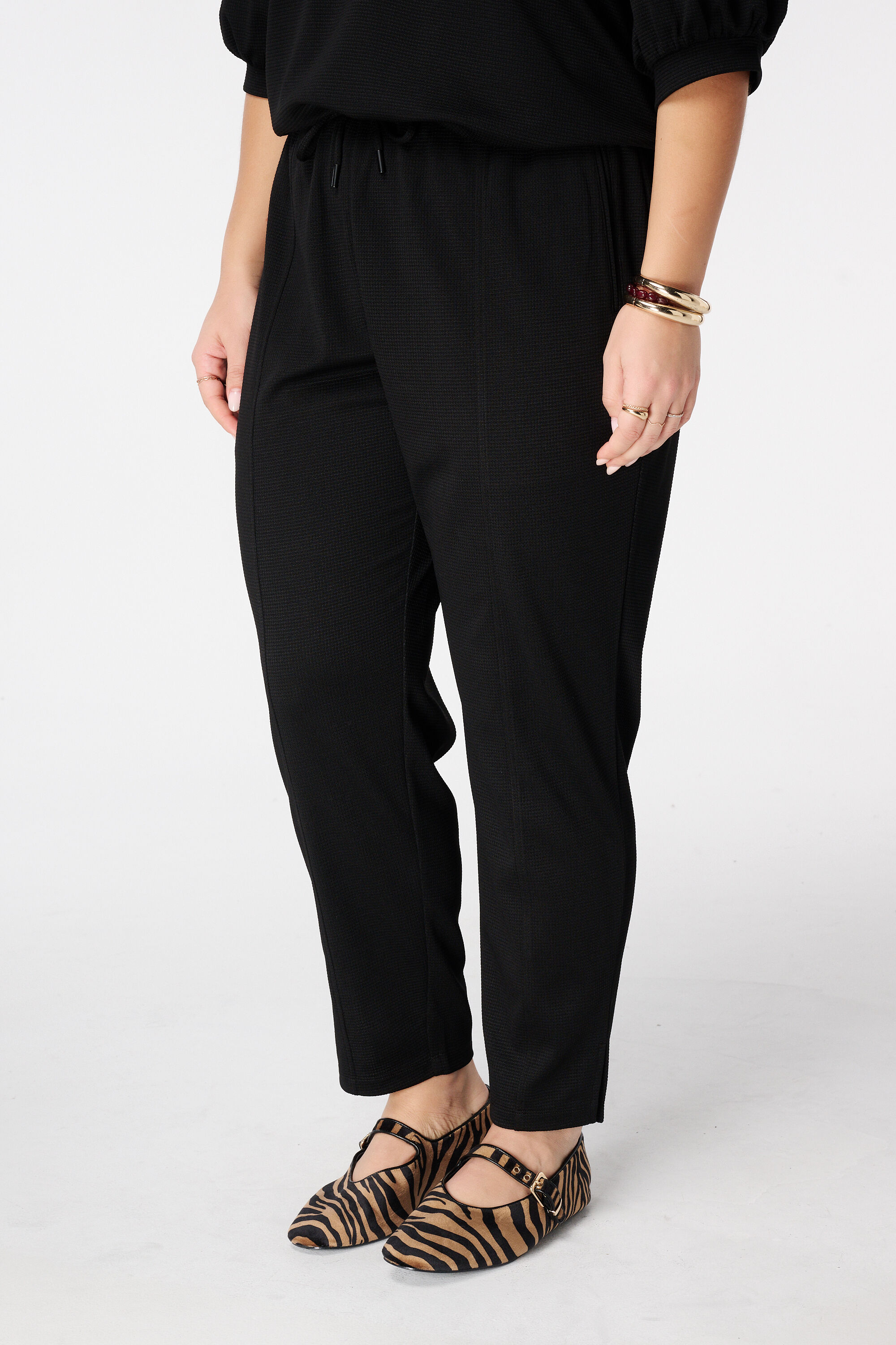 Pantalon avec cordon coulissant image number 5