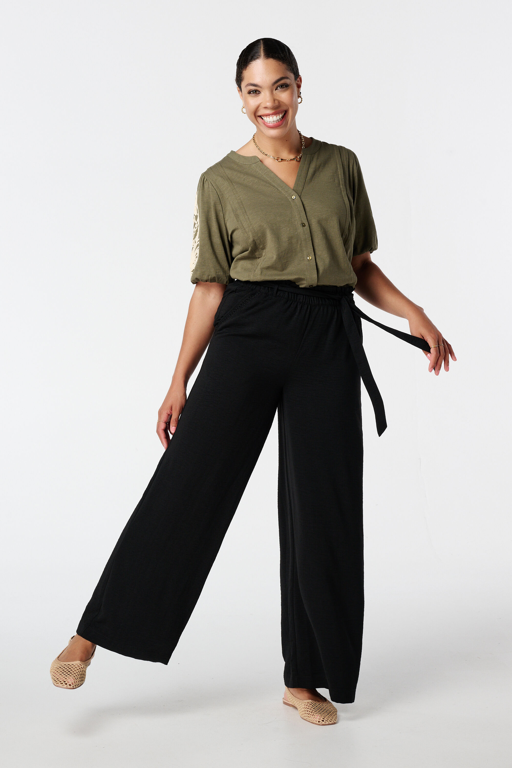 Haut avec manches brod&eacute;es image number 5