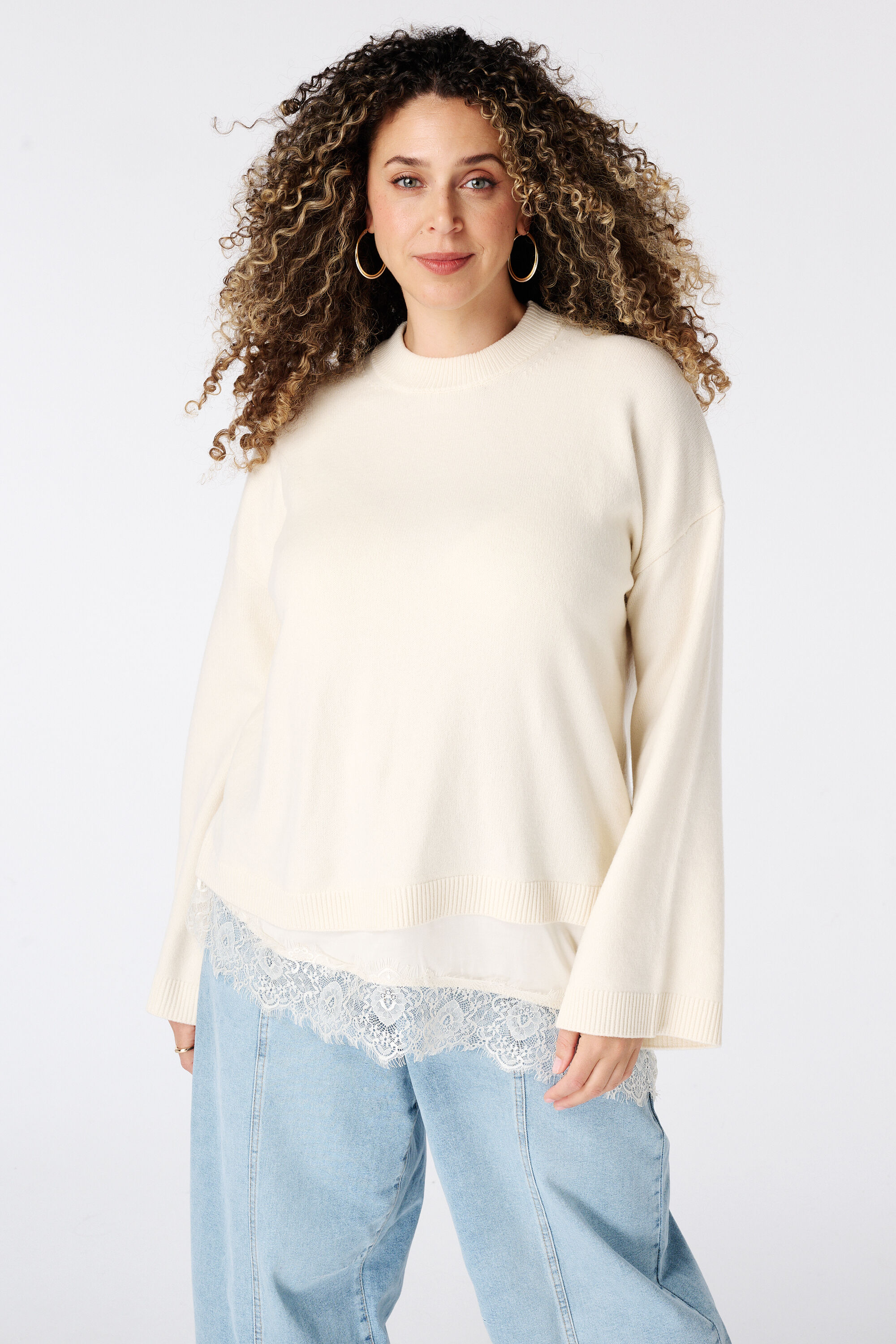Pull avec dentelle image number 0