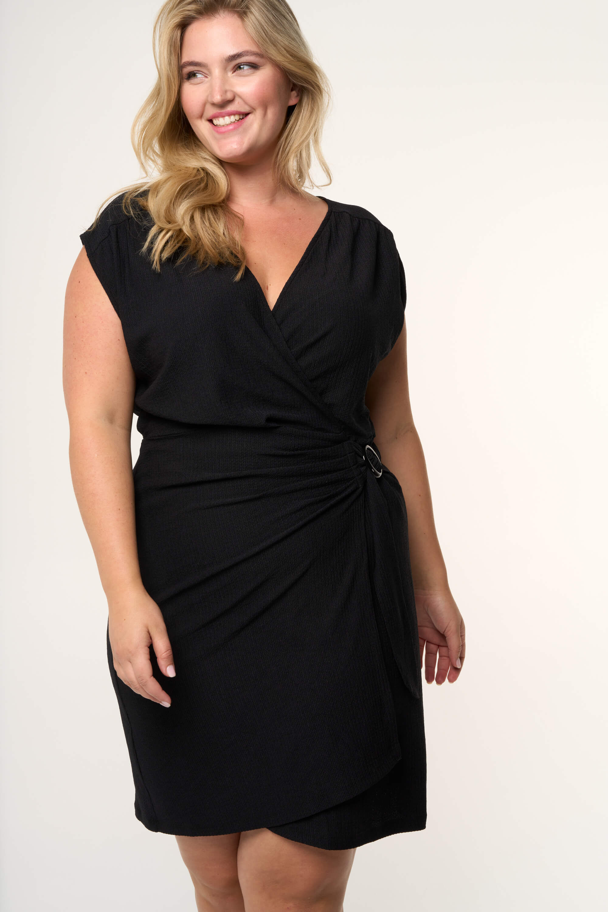 Carnet De Notes A5 À Couverture Rigide, Motif Magnolia Avec Détails En Feuille D'Or Et Finition