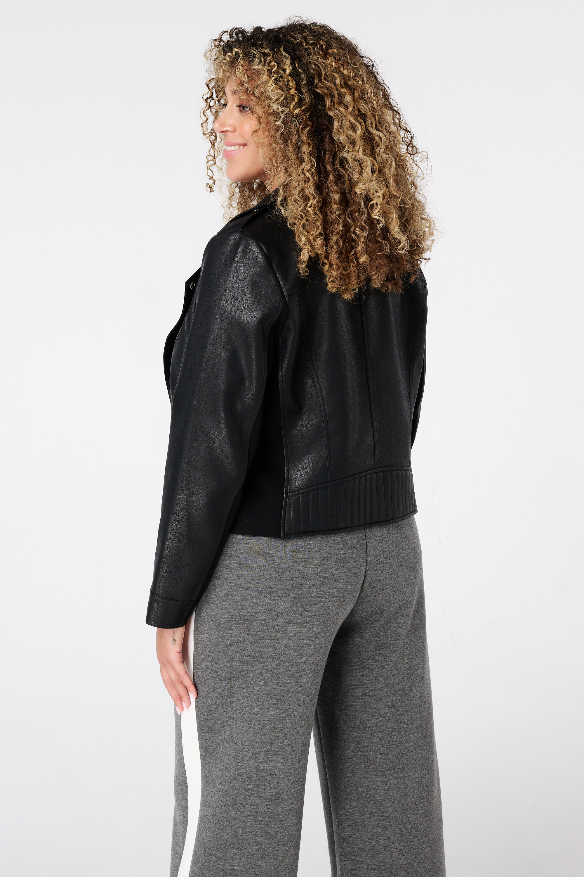 Veste biker en similicuir image number 3