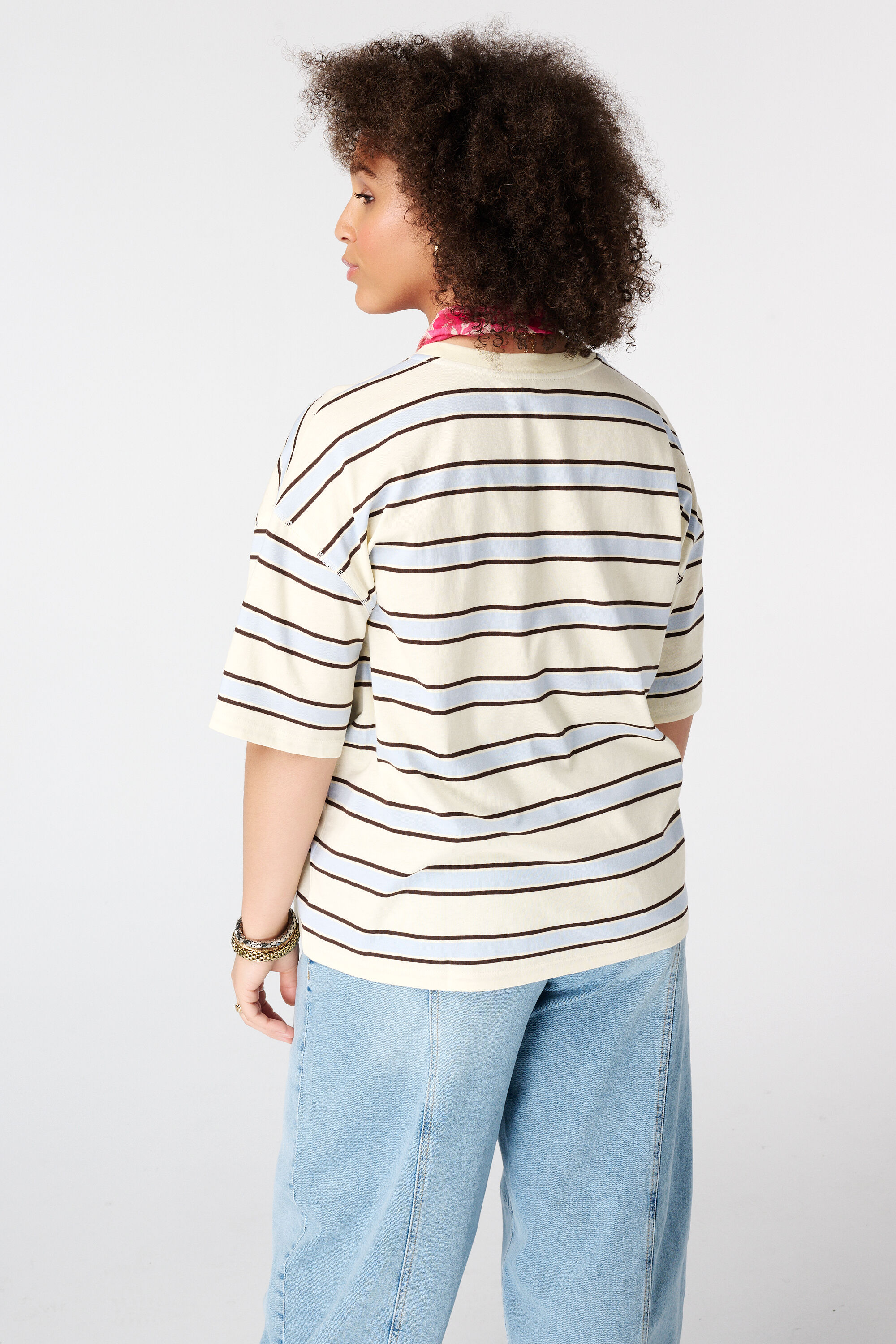 T shirt oversize avec illustration image number 3