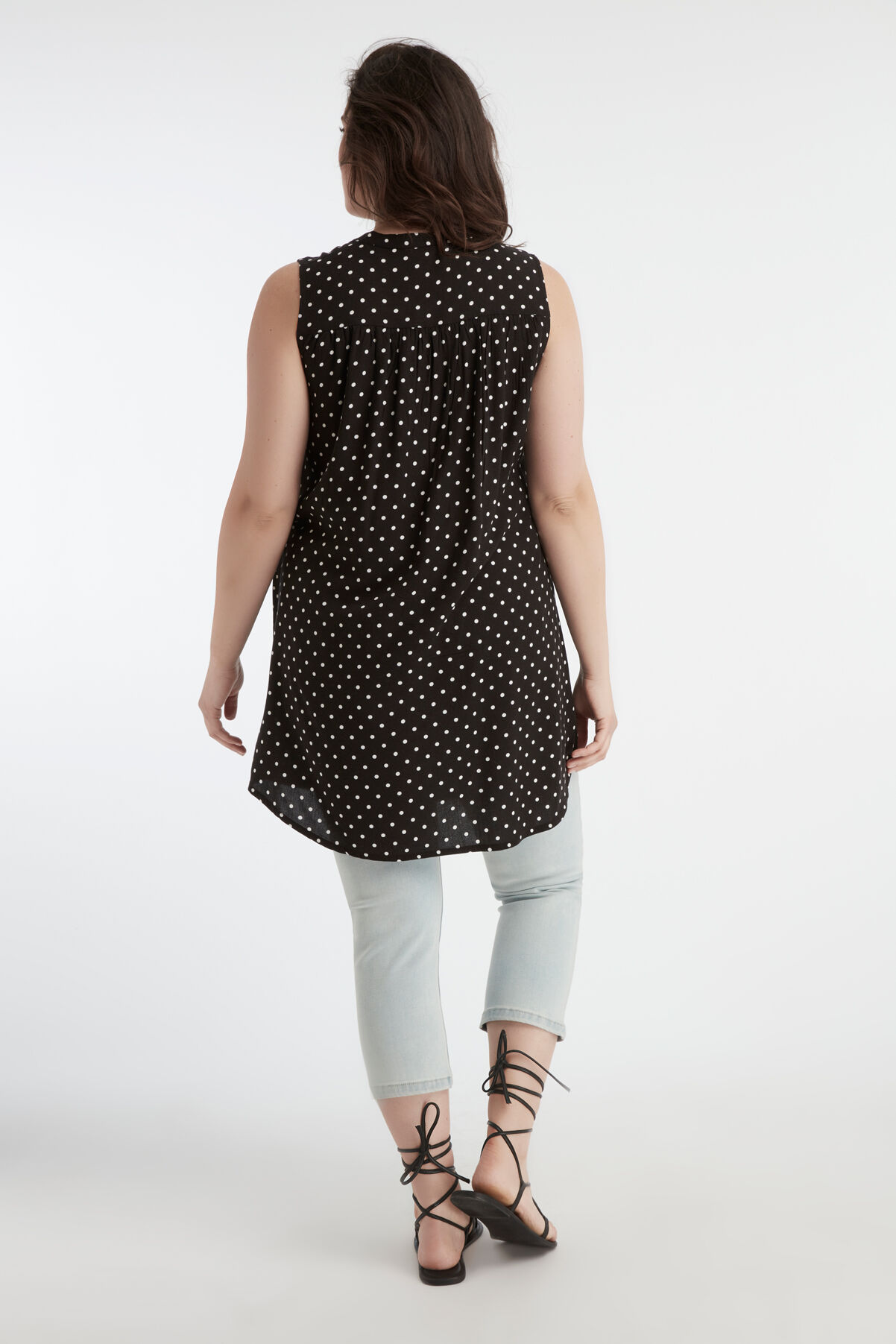 Chemisier long sans manches image number 4