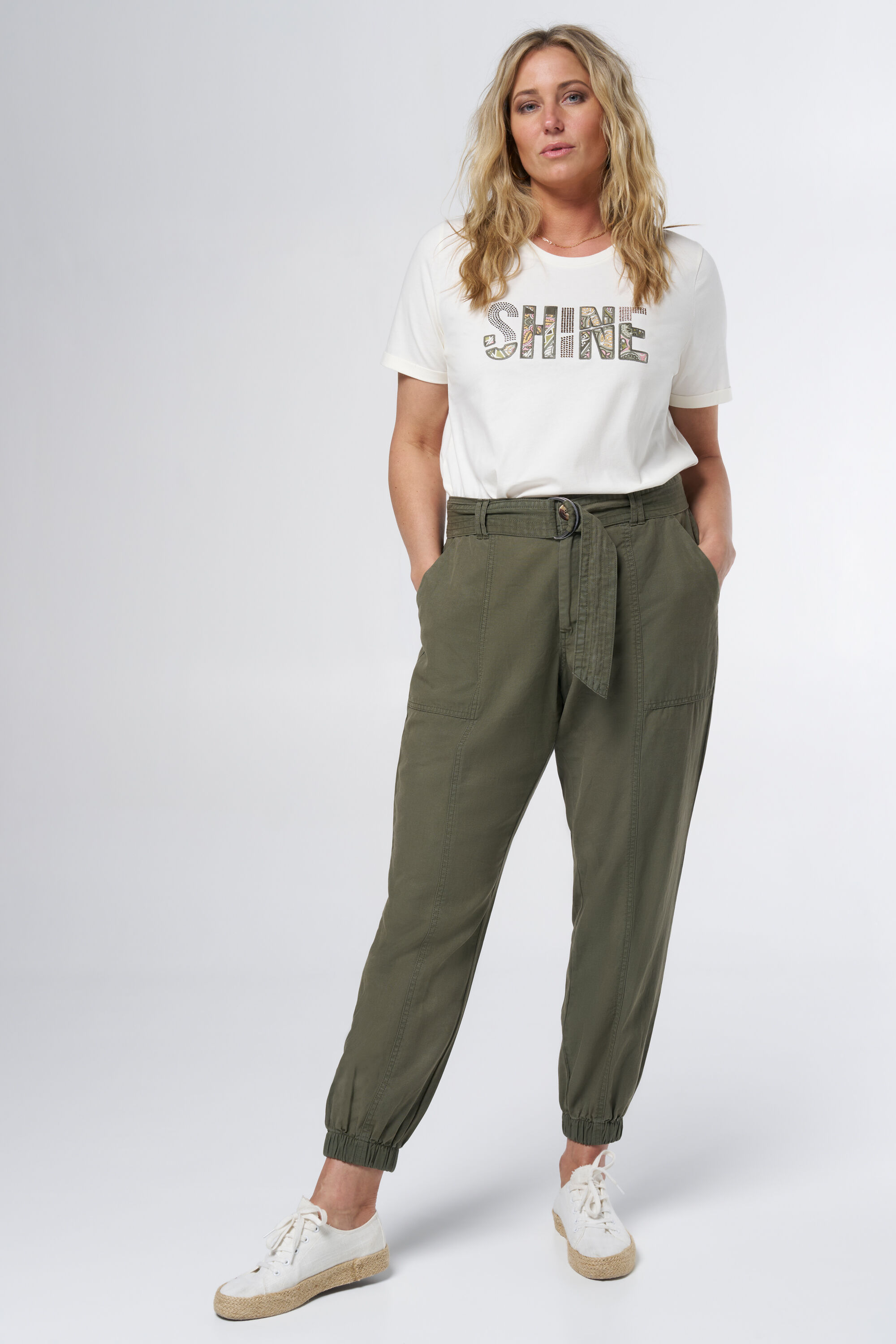 Pantalon avec ceinture outlet