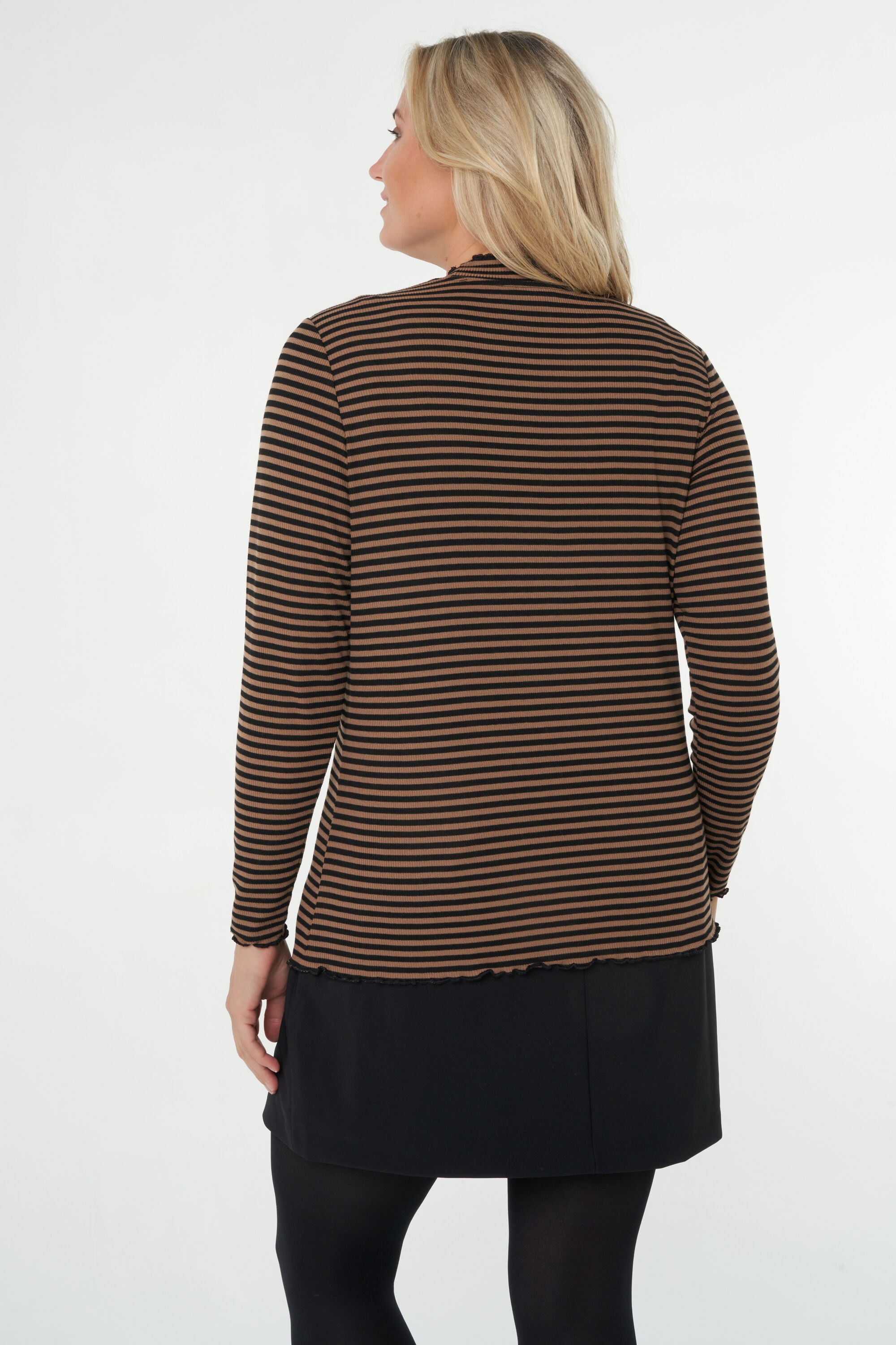 Haut &agrave; col roul&eacute; image number 3