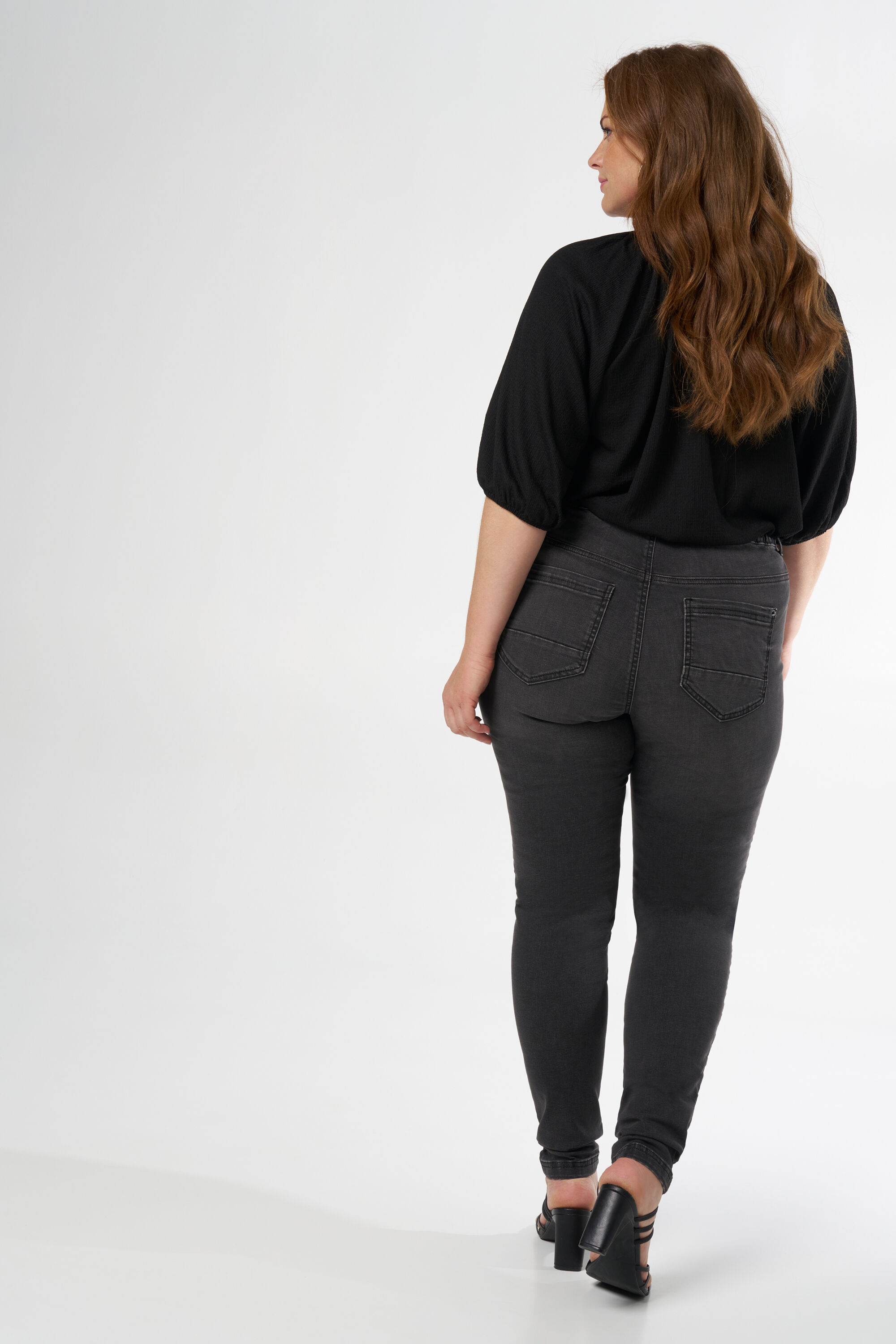 Treggings avec un look denim image number 3