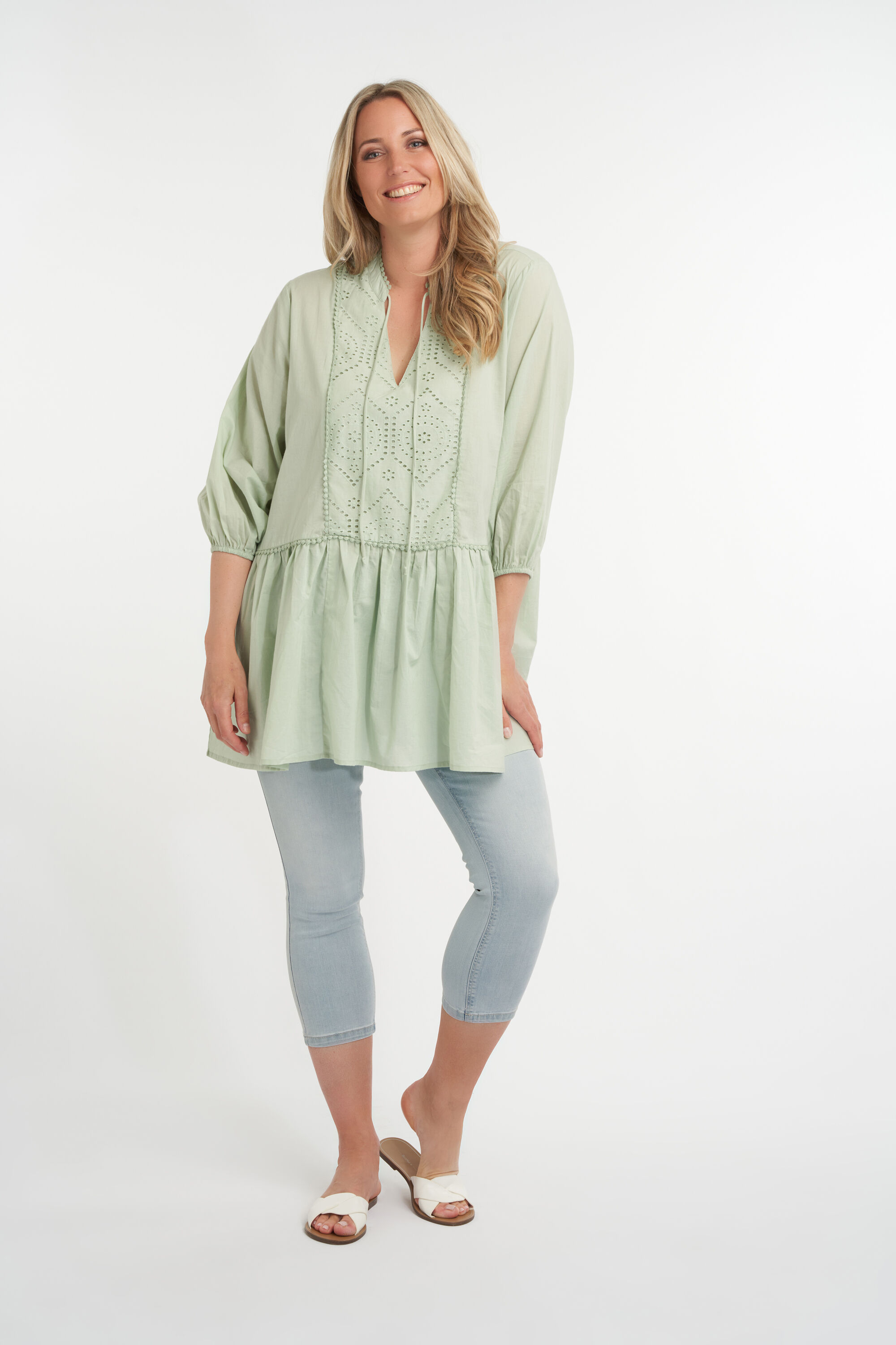 Chemisier &agrave; volants image number 4