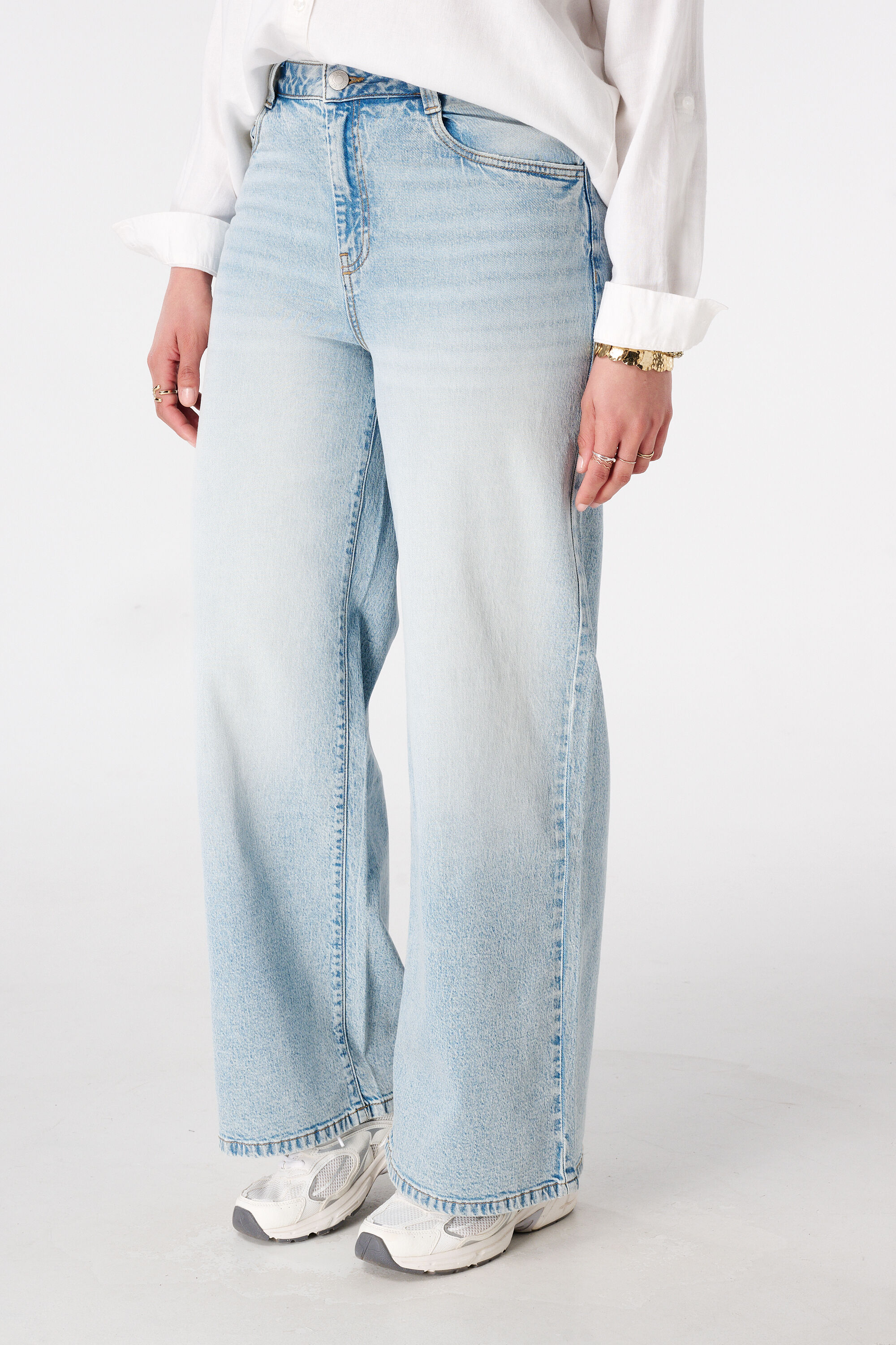 Jeans larges &agrave; taille haute image number 5