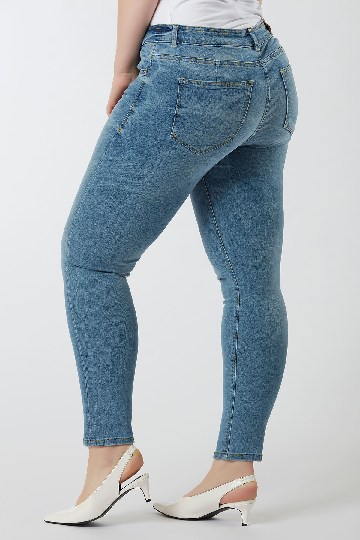 some,... jeans skinny coupe A d&eacute;color&eacute; image number 4