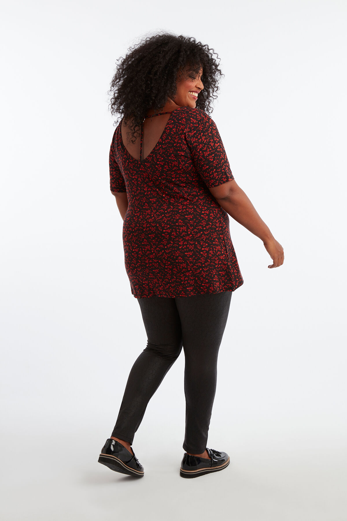 Legging effet mouill&eacute; avec imprim&eacute; serpent image number 3