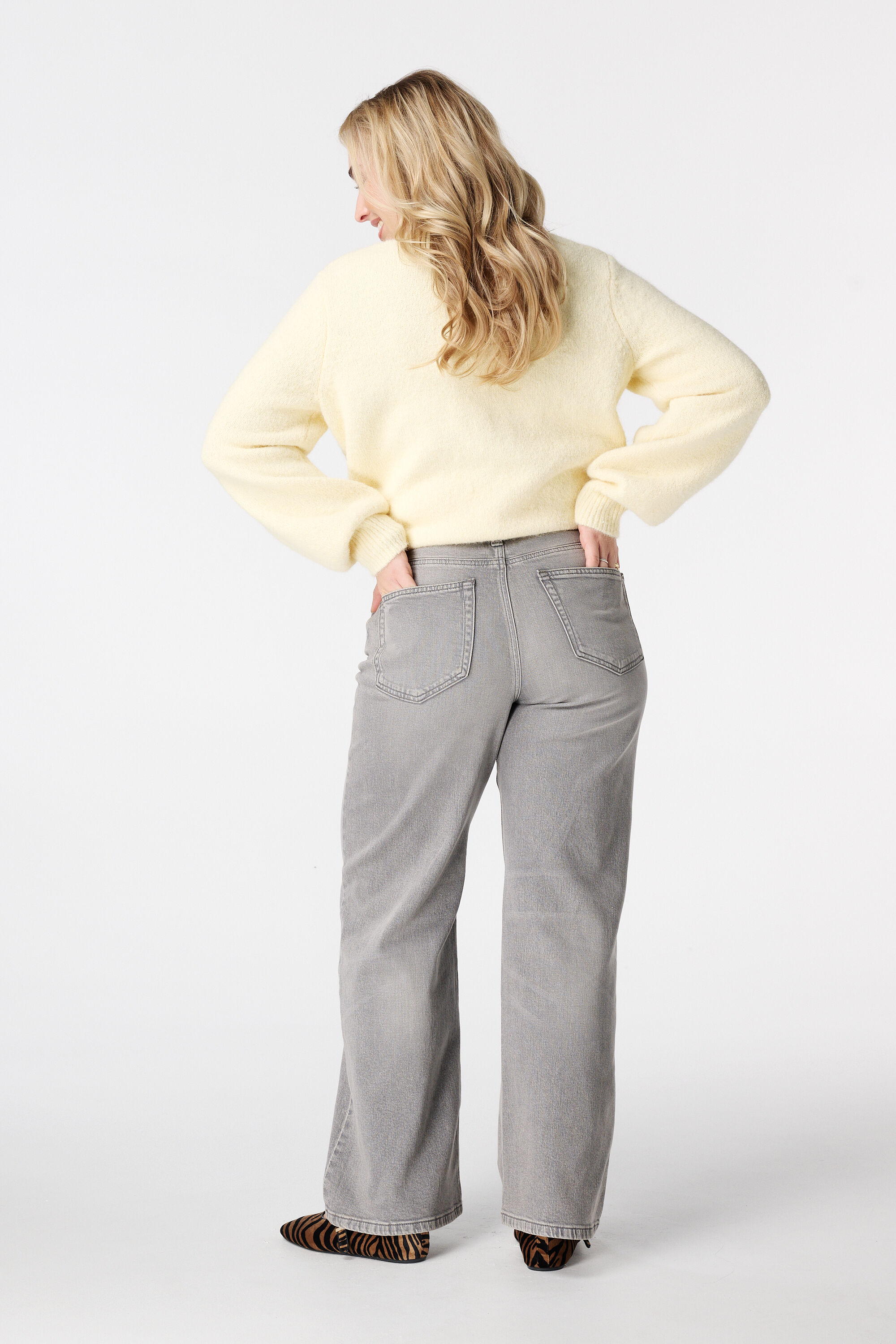 Jean &agrave; jambes larges IVY image number 3