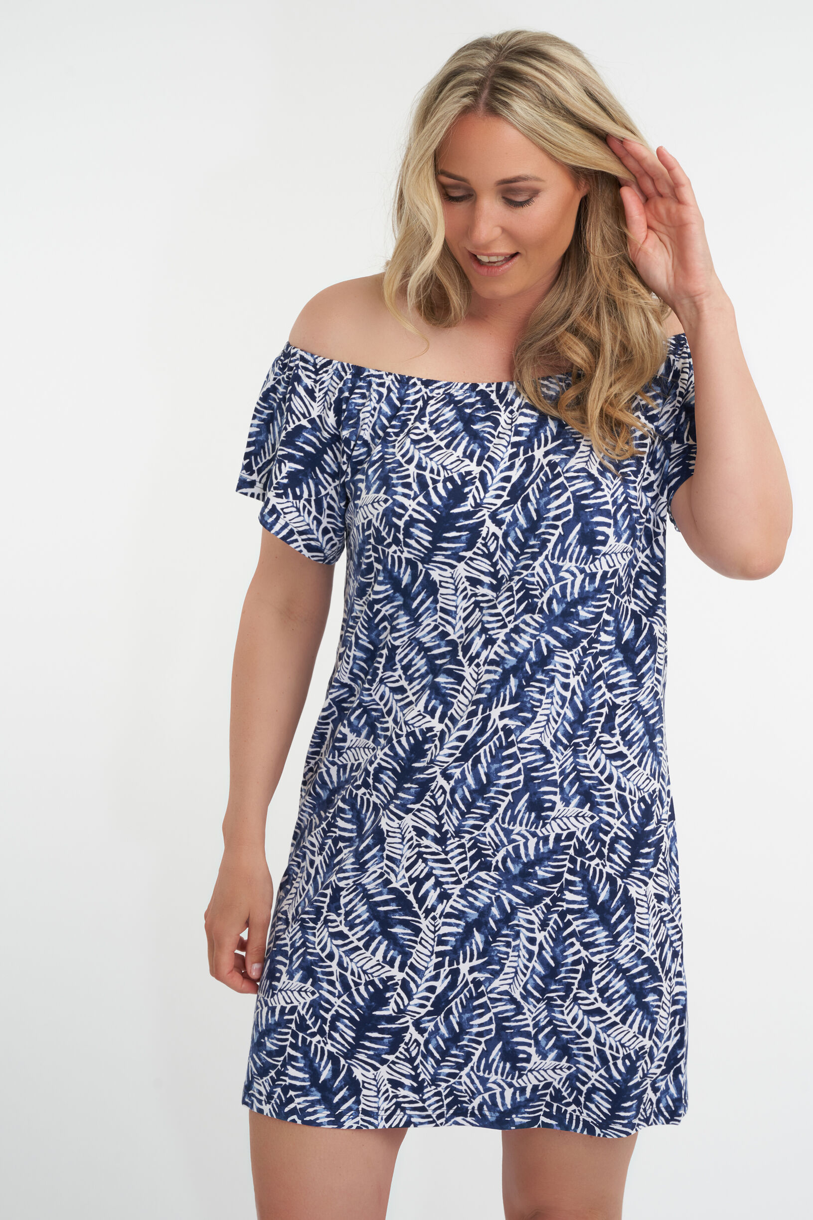 Robe &agrave; &eacute;paules d&eacute;nud&eacute;es image number 6