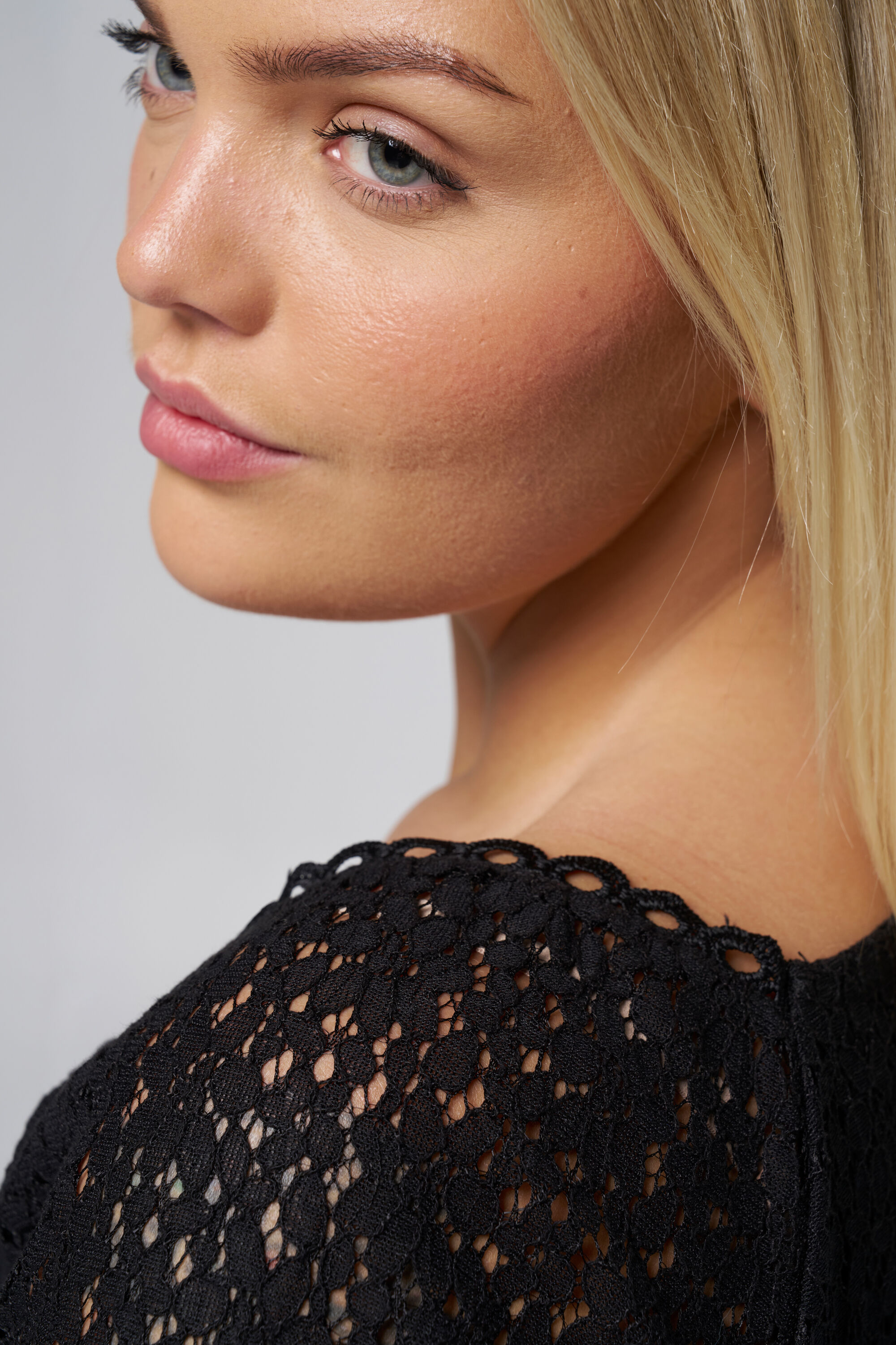 Jean femme bleu perles taille haute neuf jamais porté | Kaufen auf