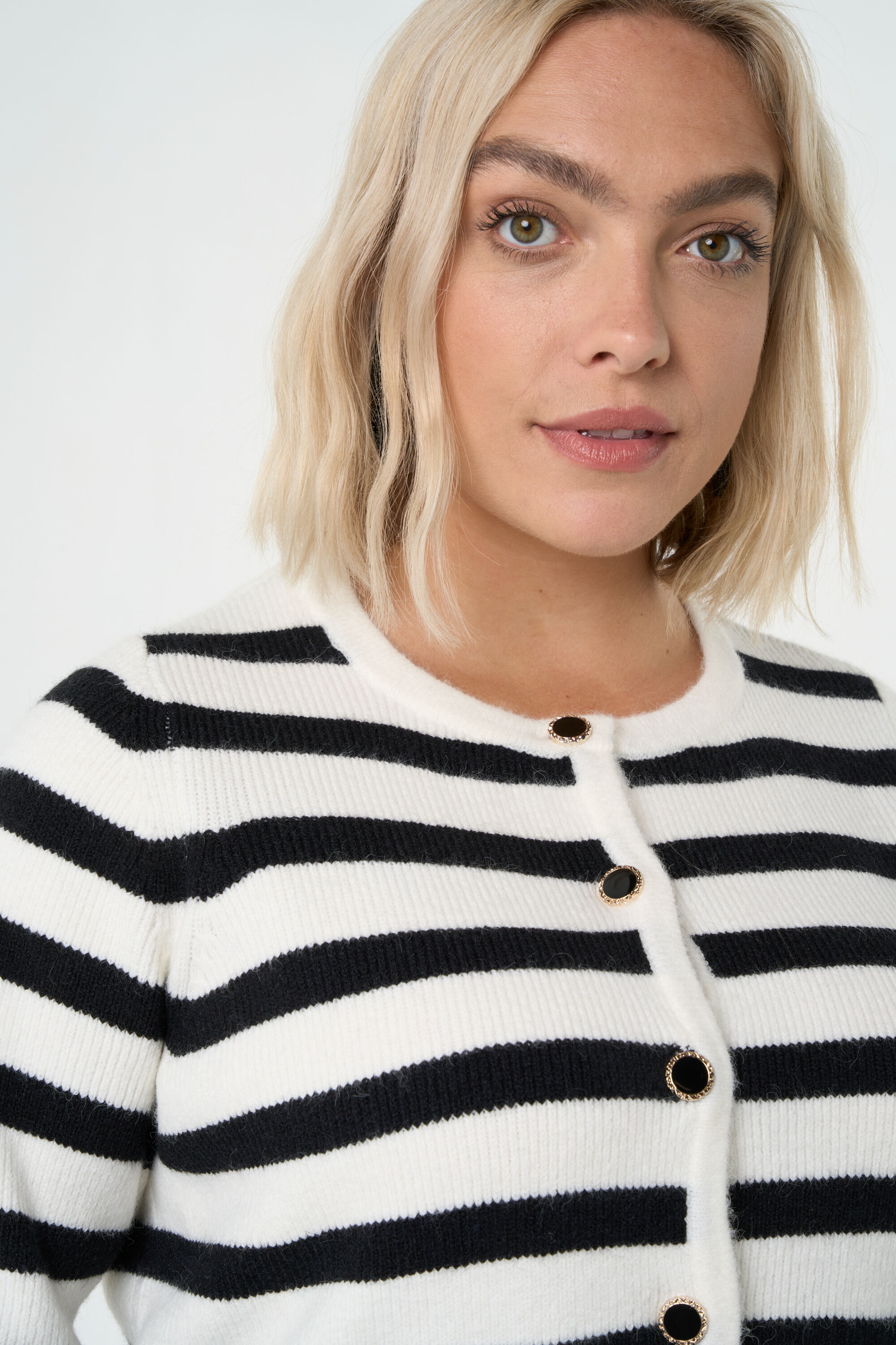 Gilet ray&eacute; image number 5