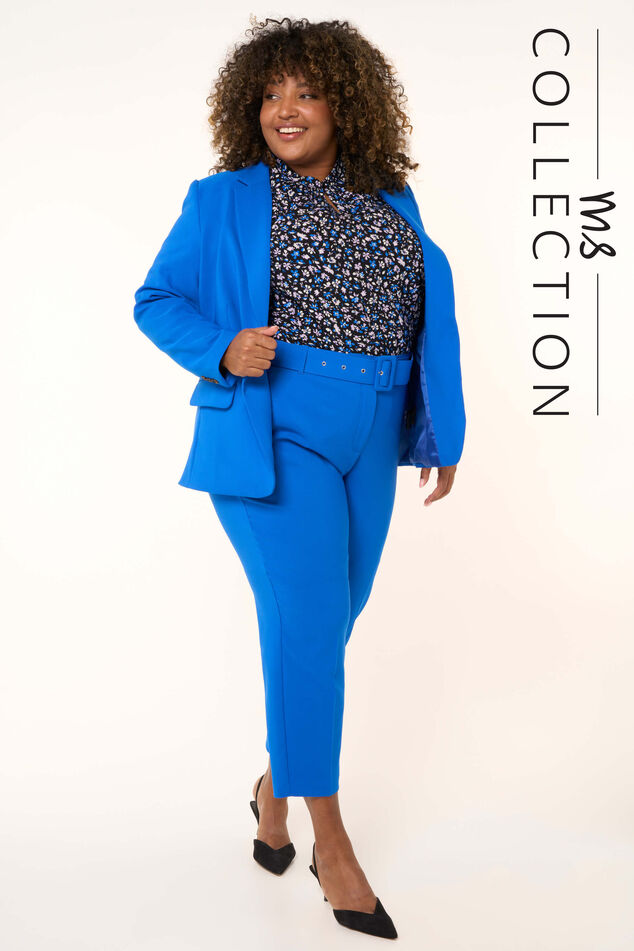 Blazer  image number 0