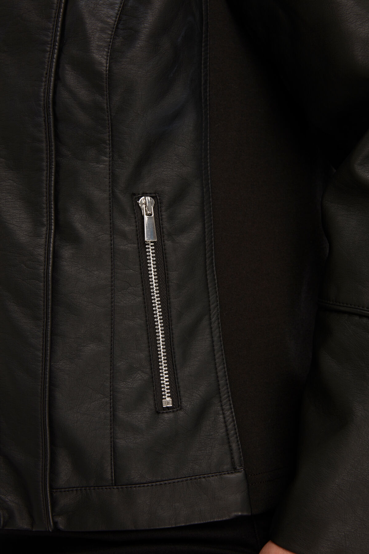 Veste en cuir PU  image number 4