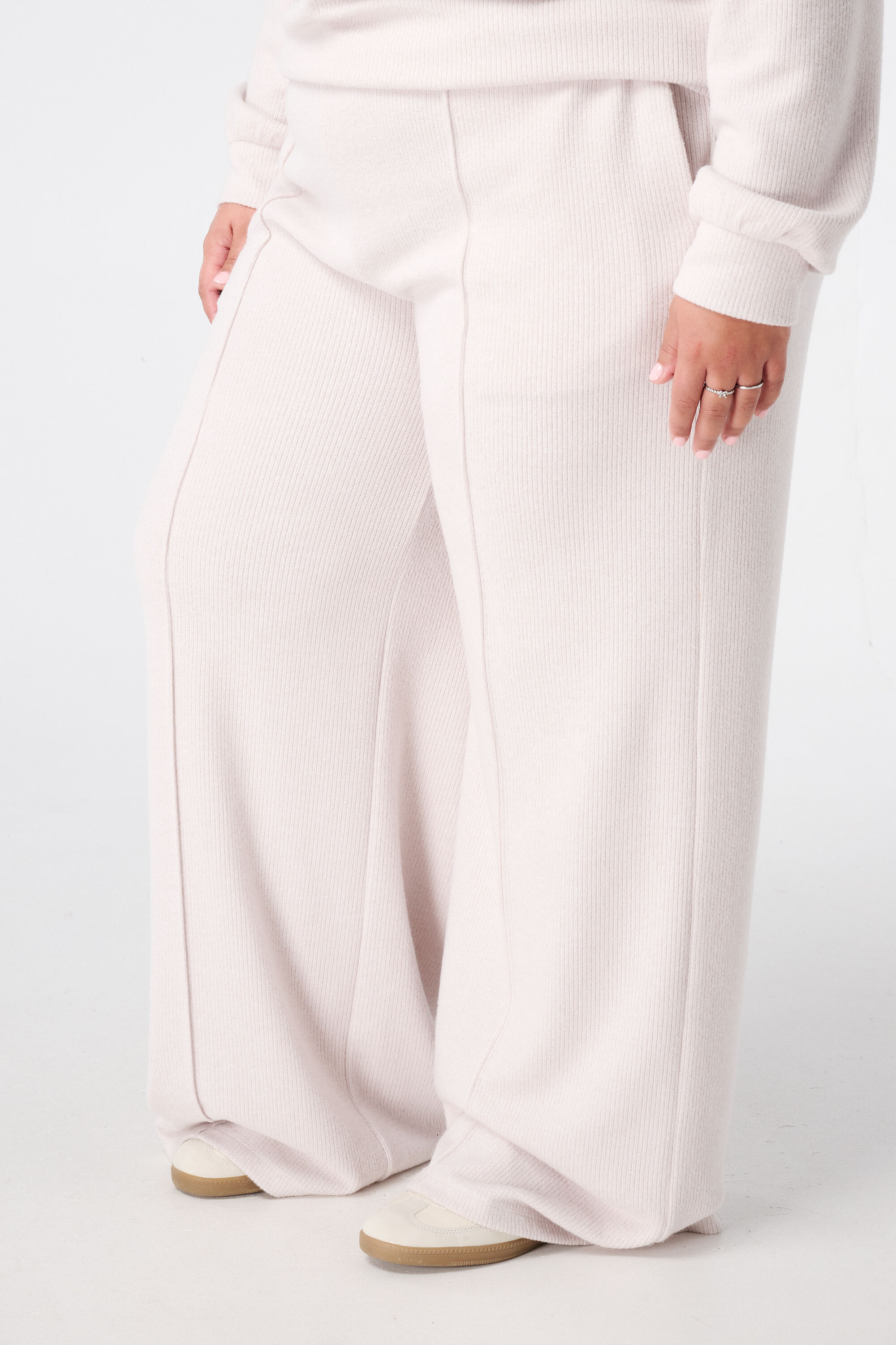 Pantalon droit &agrave; taille &eacute;lastique image number 5